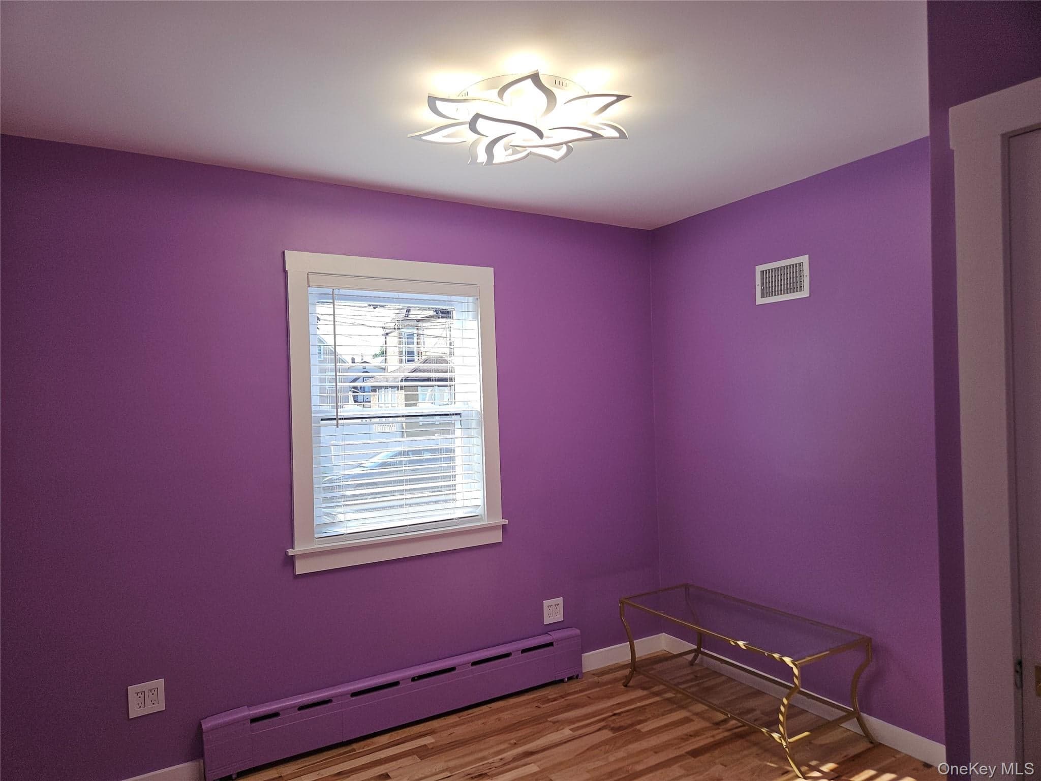 94 Briggs Avenue Unit: 1 thumbnail 6