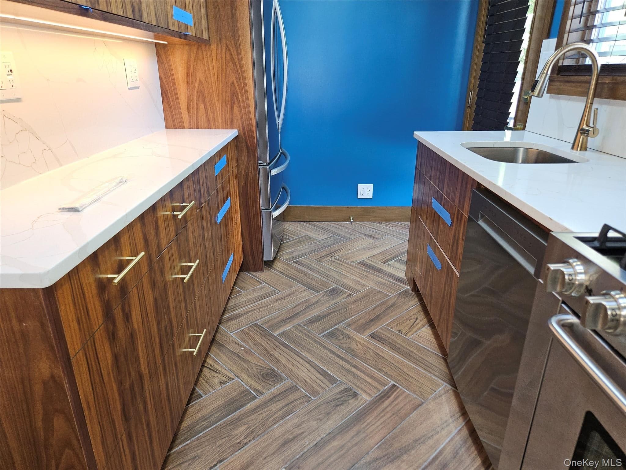 94 Briggs Avenue Unit: 1 thumbnail 13