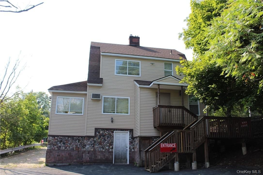 58 Pleasant Street thumbnail 6