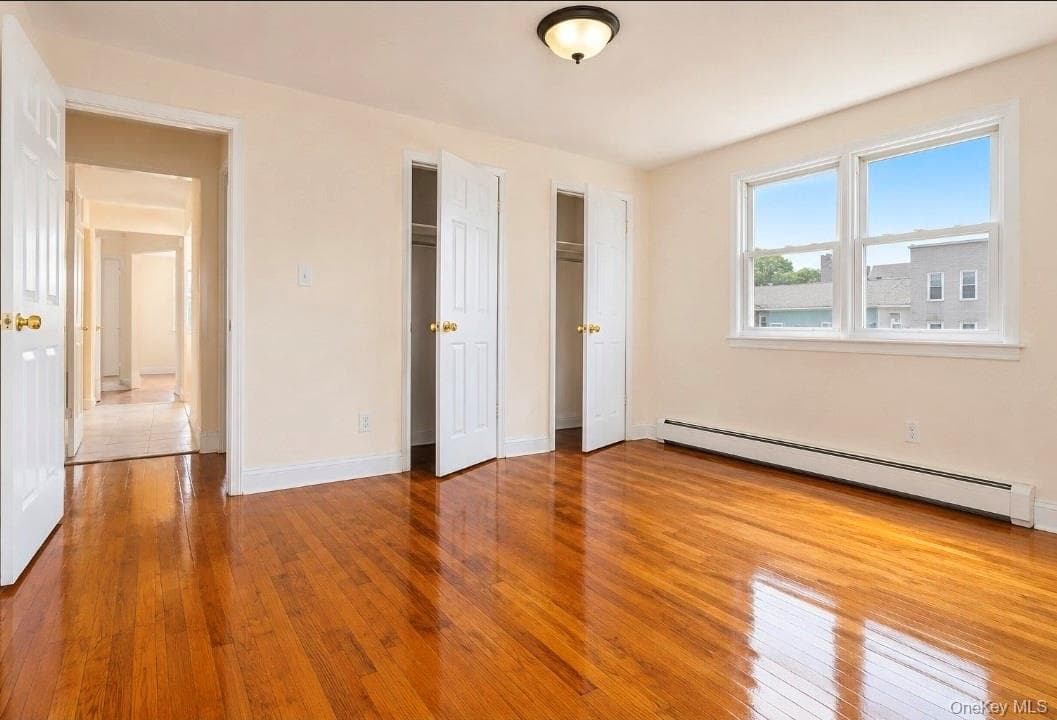 2890 E 195th Street thumbnail 3