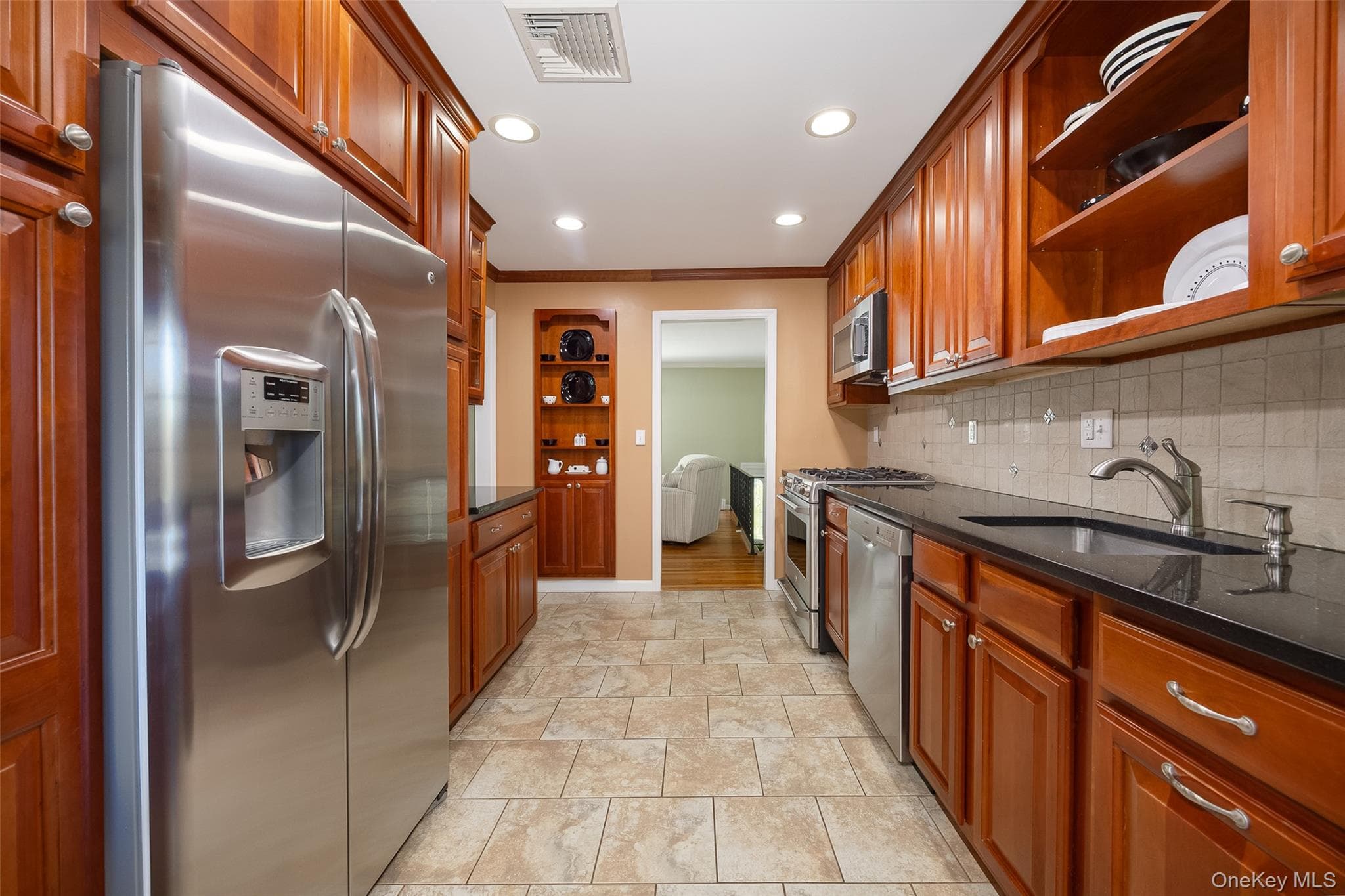 518 Manchester Road thumbnail 9