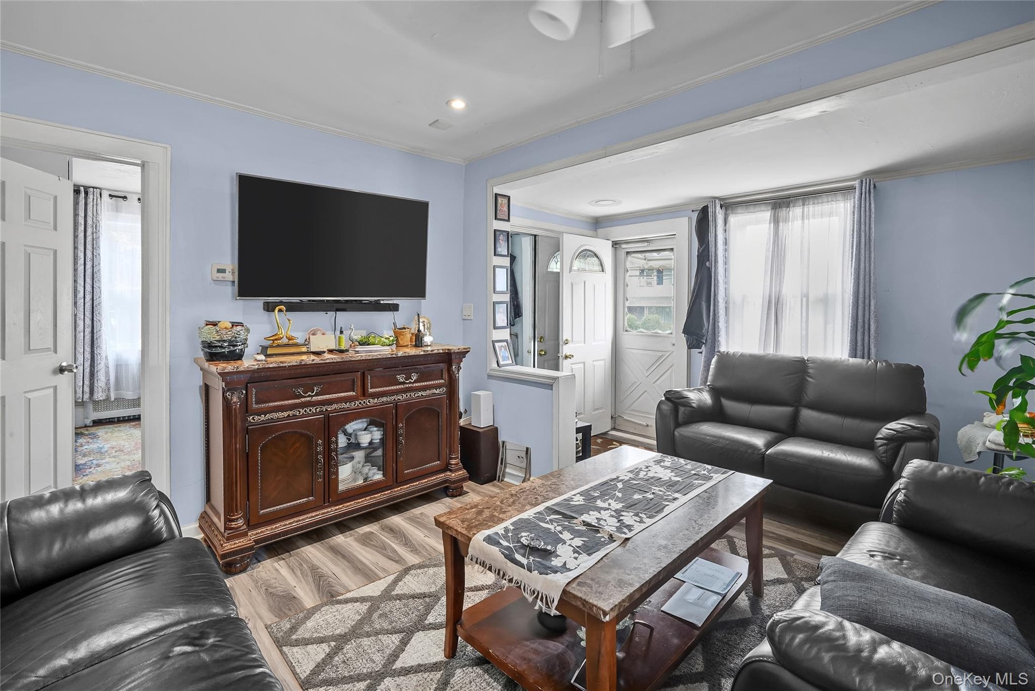 552 Kirkman Avenue thumbnail 10