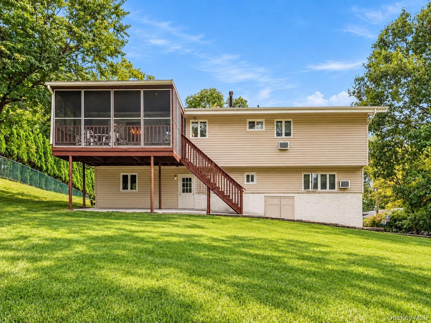 24 Dorchester Drive thumbnail 31