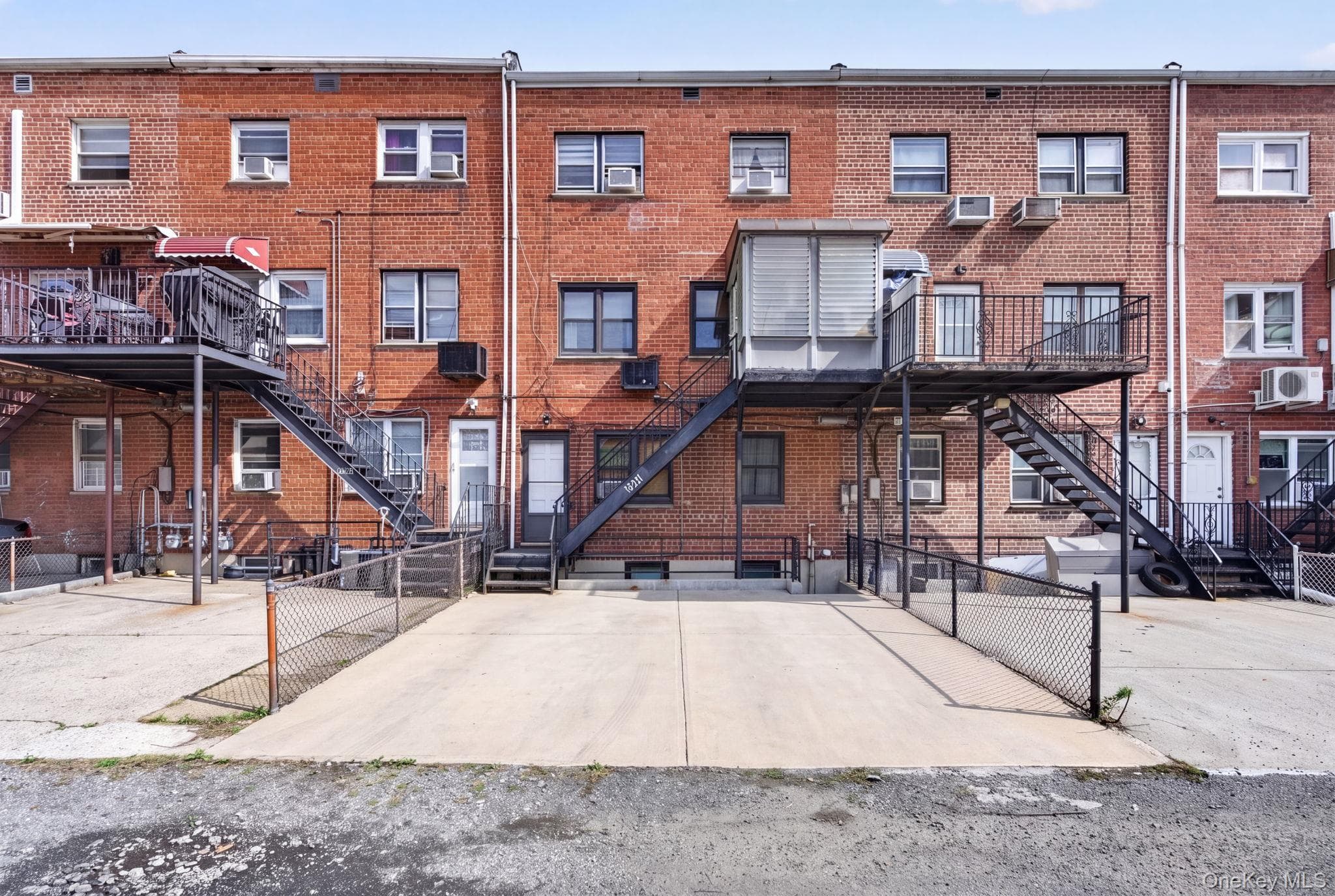2462 Bragg Street thumbnail 43