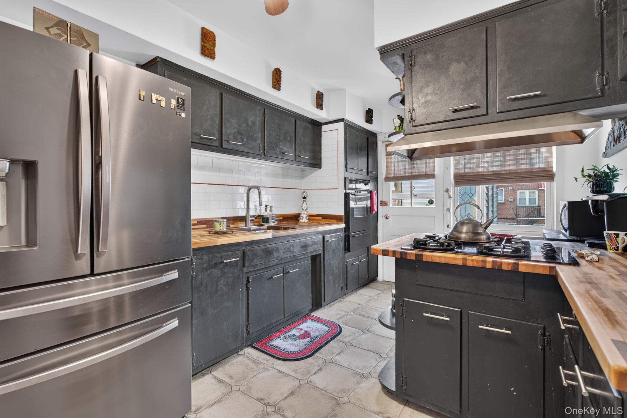 2462 Bragg Street thumbnail 16