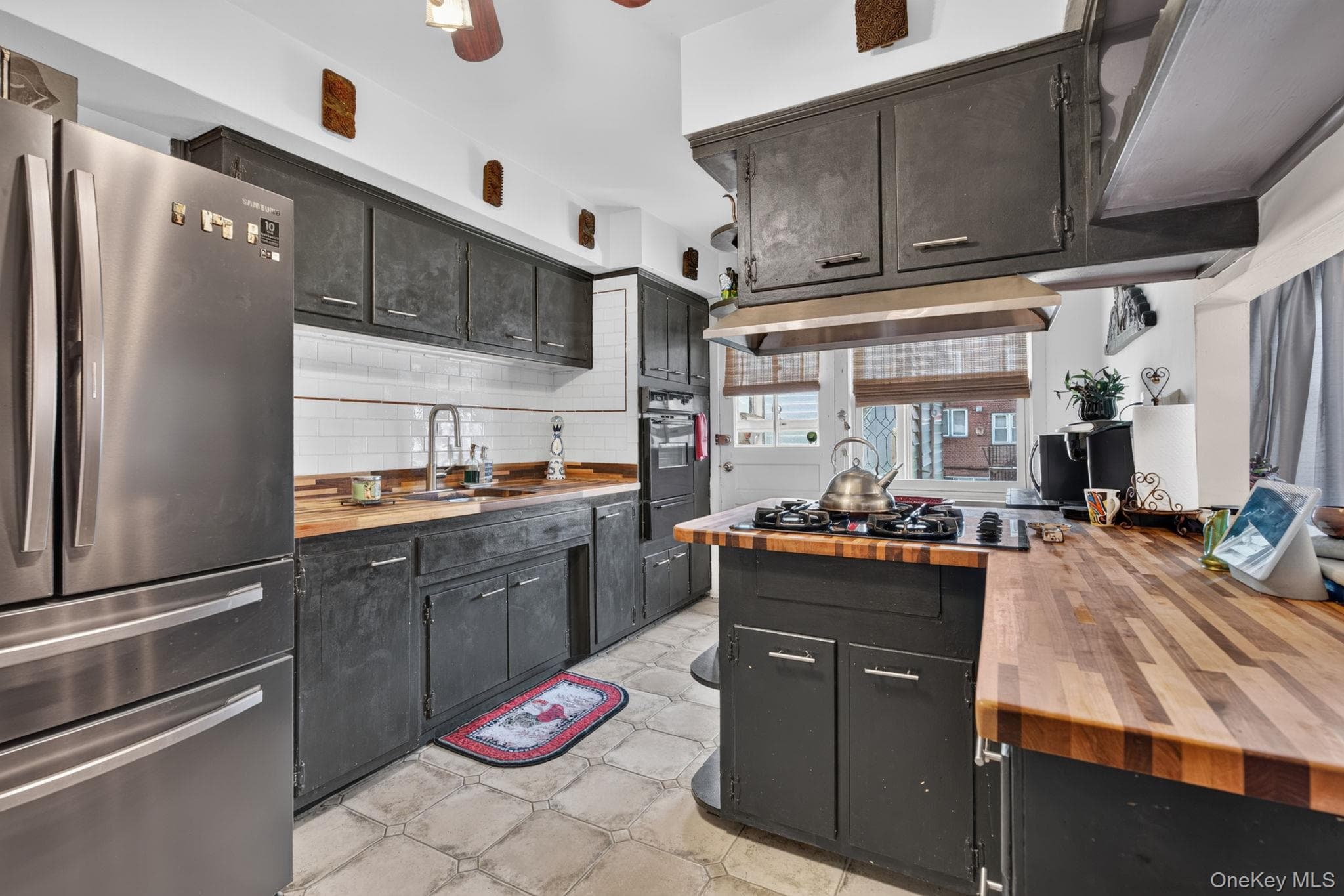 2462 Bragg Street thumbnail 15