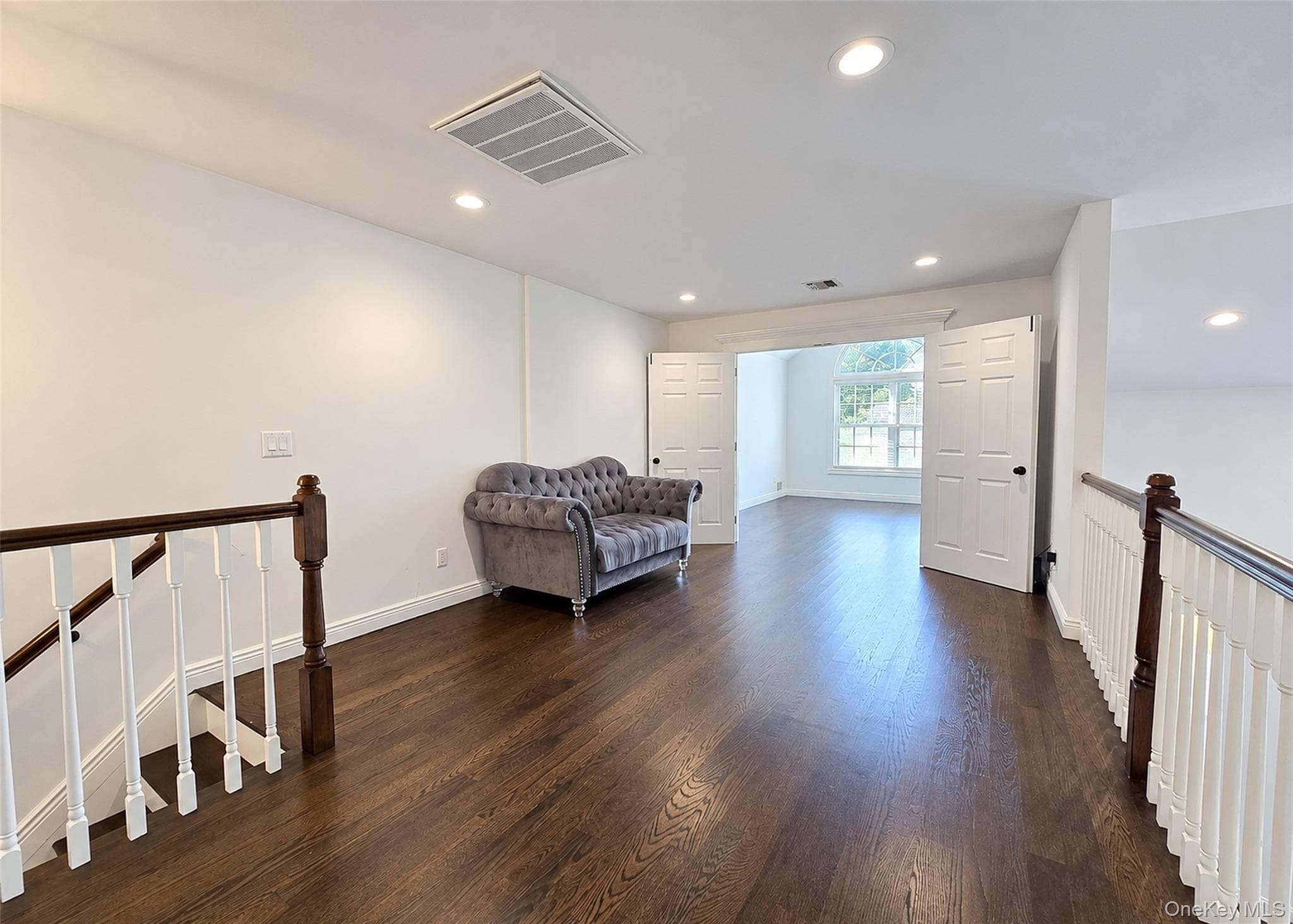 210 Kettles Lane thumbnail 11