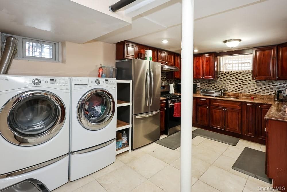 18348 Camden Avenue thumbnail 14