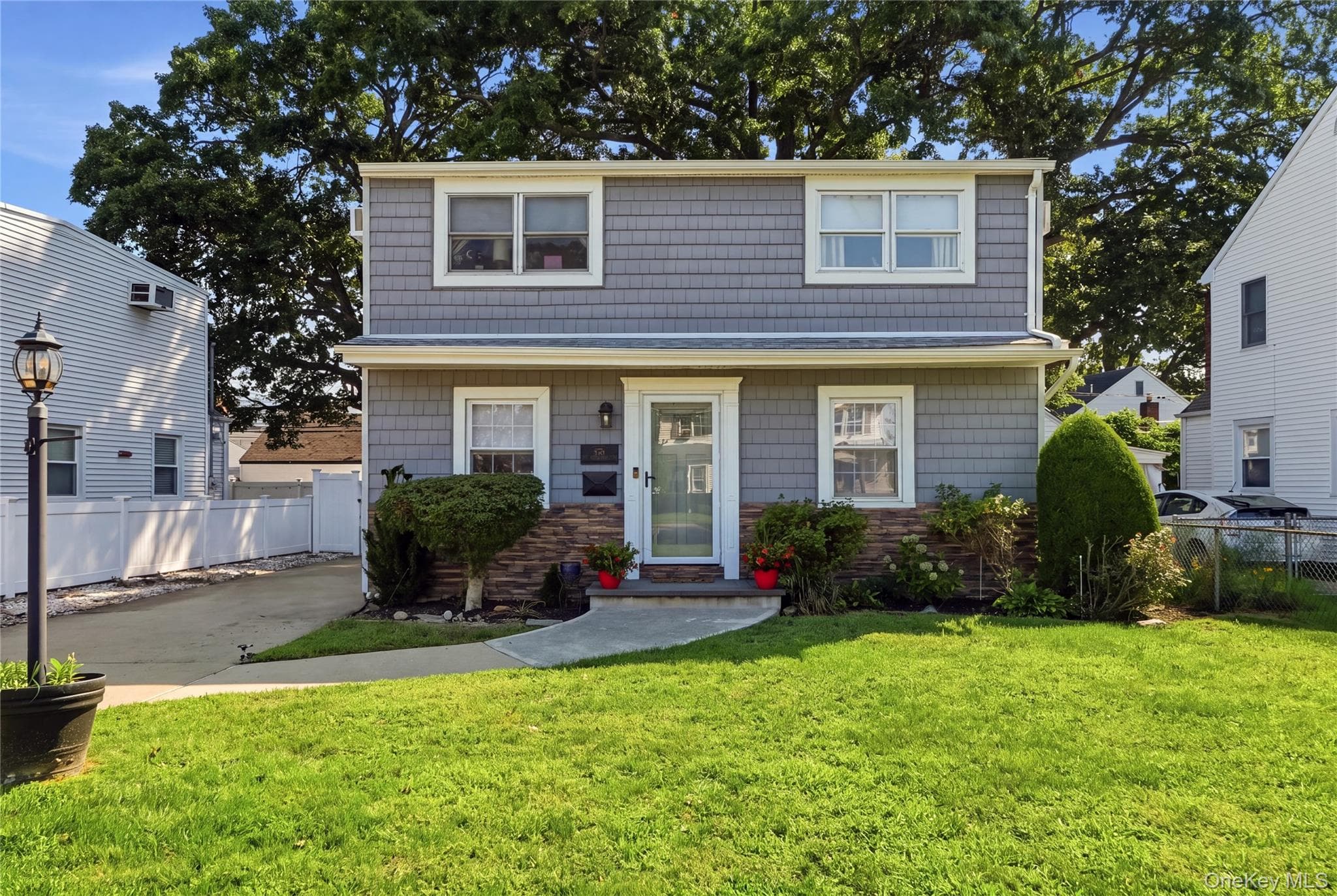 205 Stuart Road photo 1