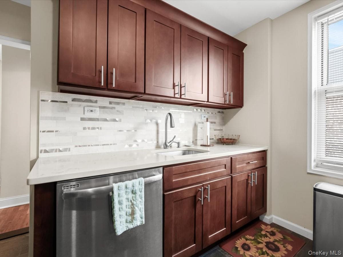 530 Dubois Avenue Unit: 2C thumbnail 9