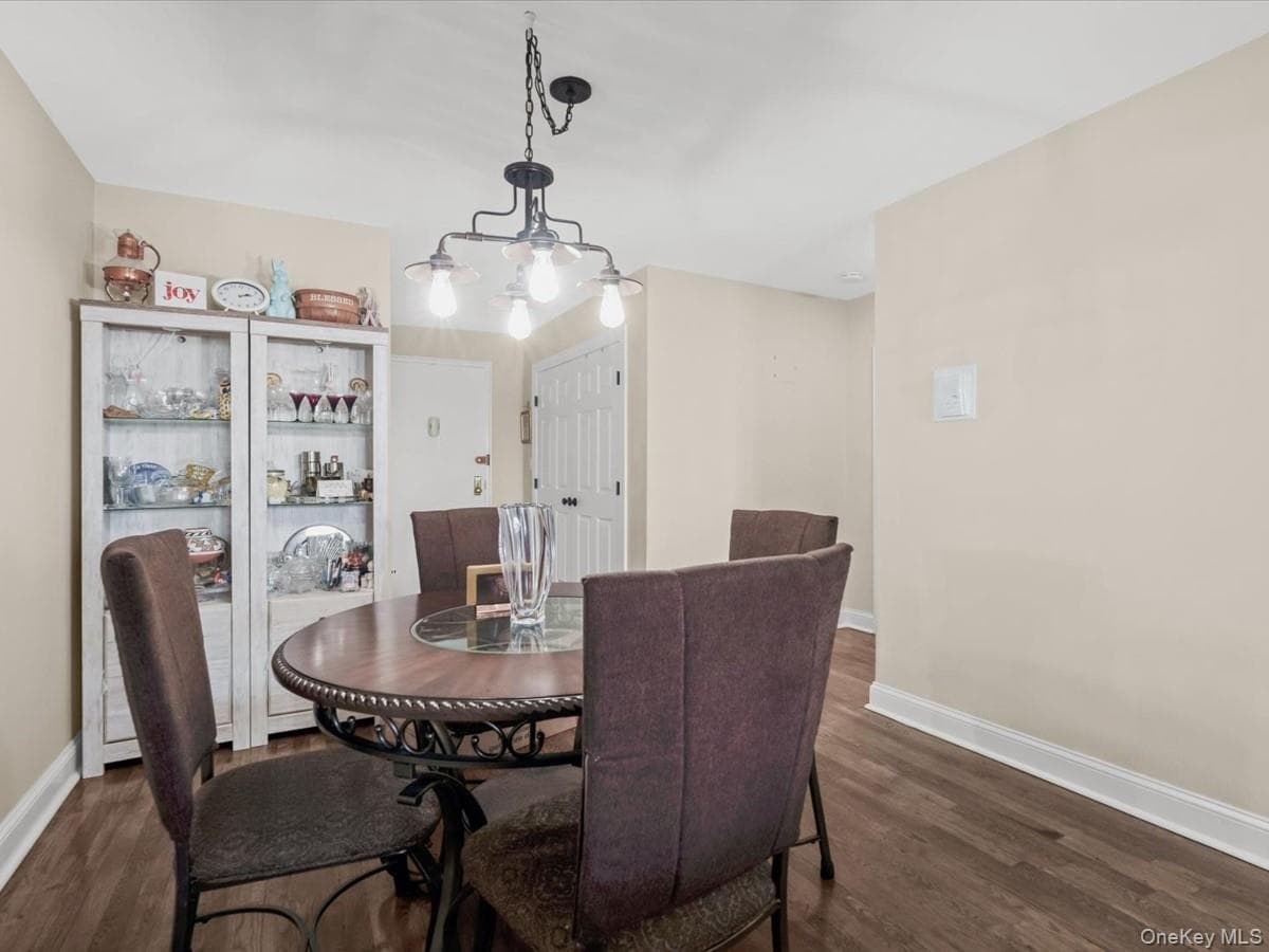 530 Dubois Avenue Unit: 2C thumbnail 5