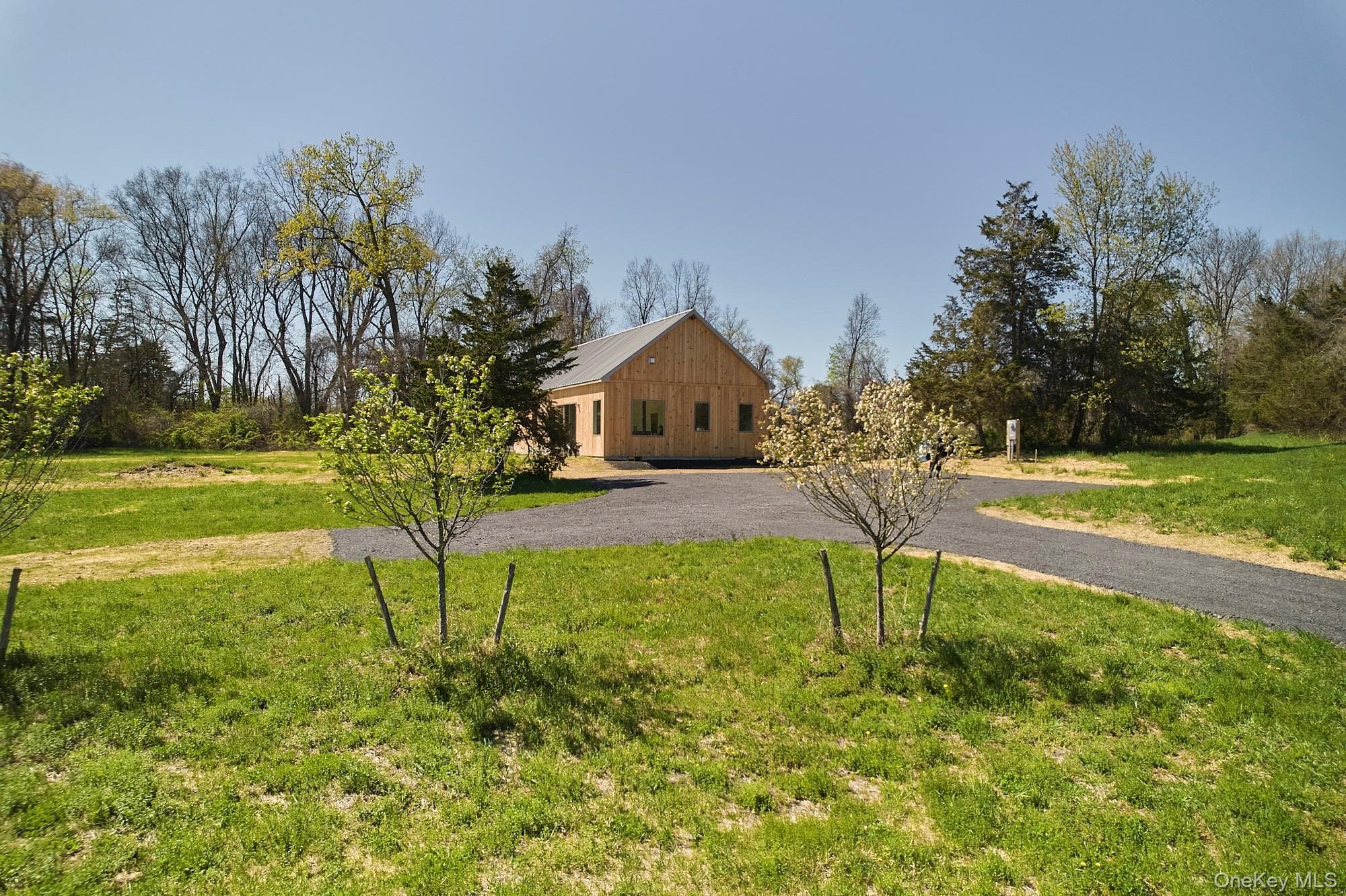 74 Fox Lane thumbnail 35