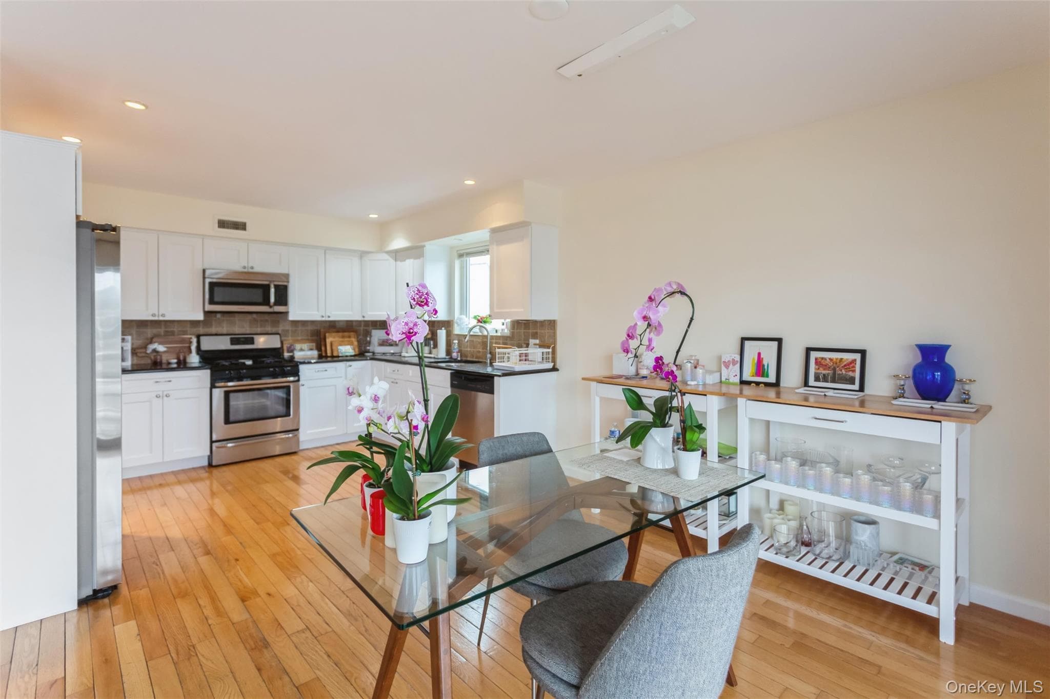 271 Arthur Street thumbnail 15