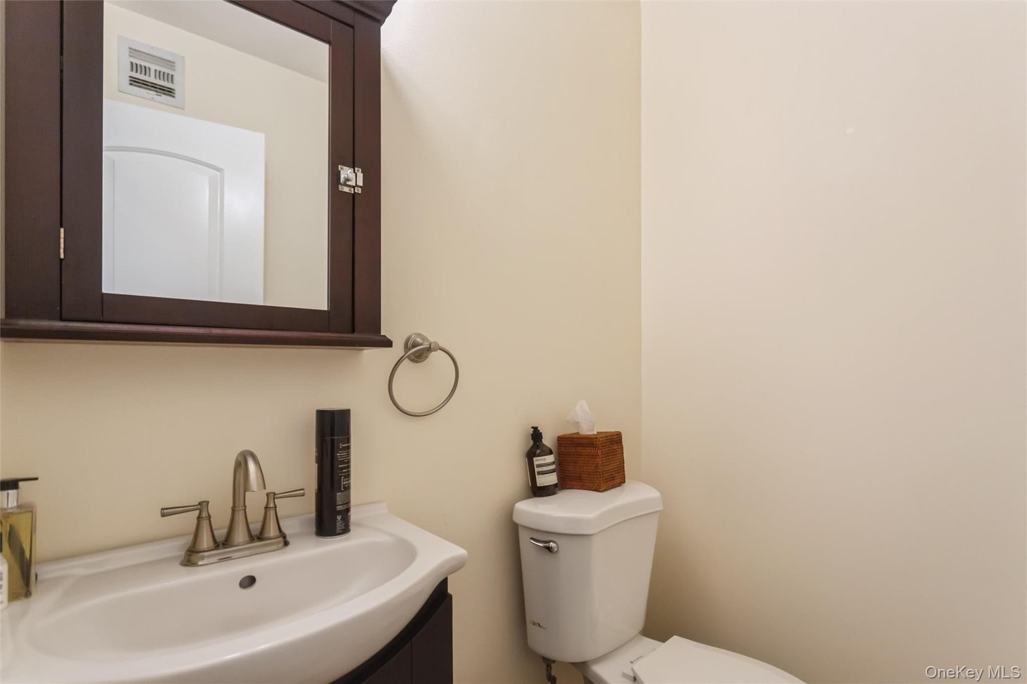 271 Arthur Street thumbnail 29