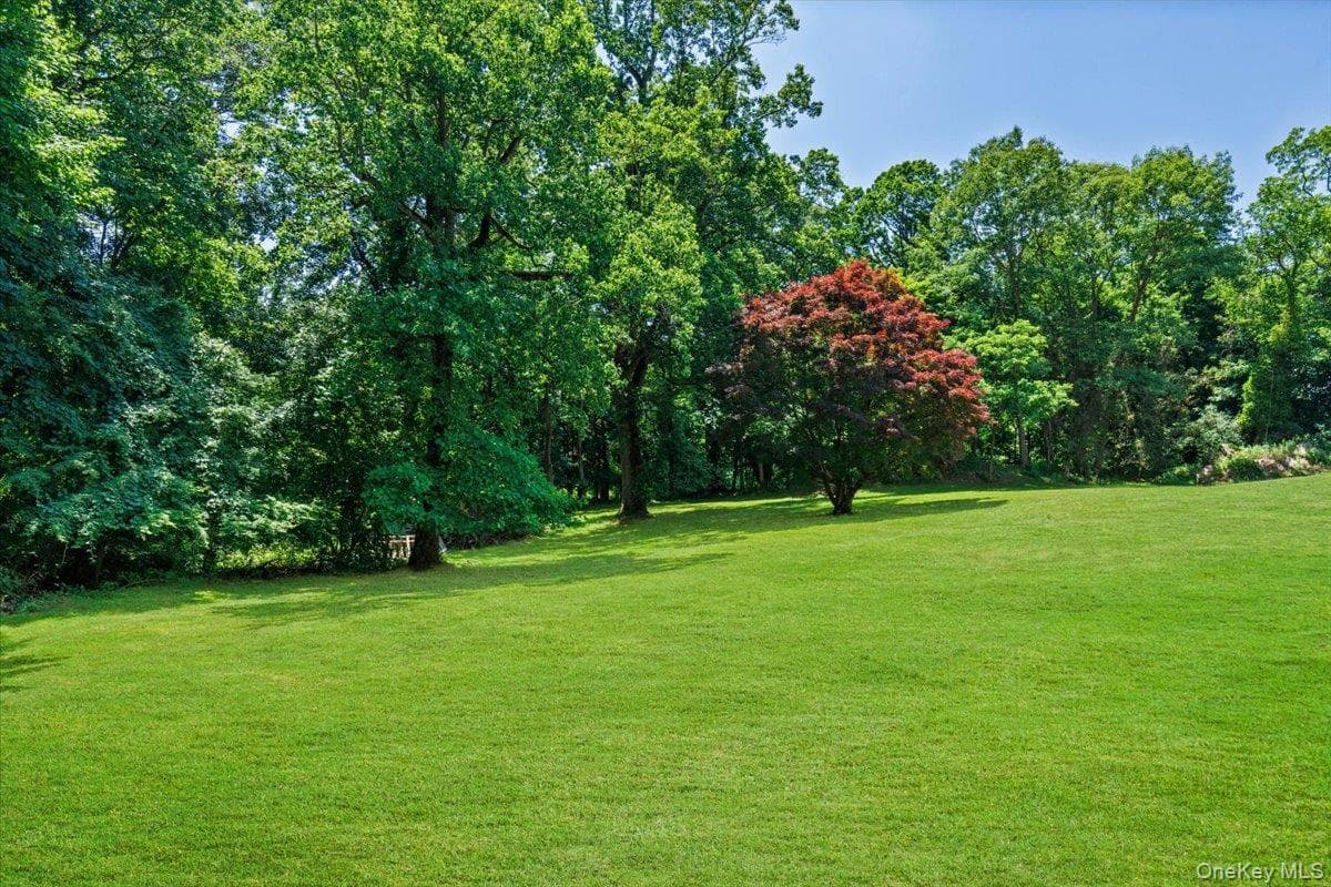 150 Pinecrest Drive thumbnail 38