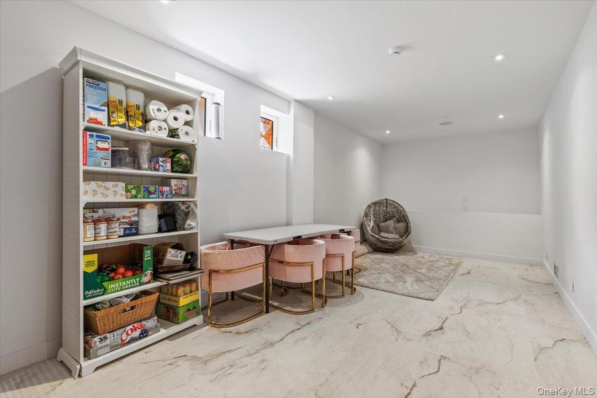 150 Pinecrest Drive thumbnail 32