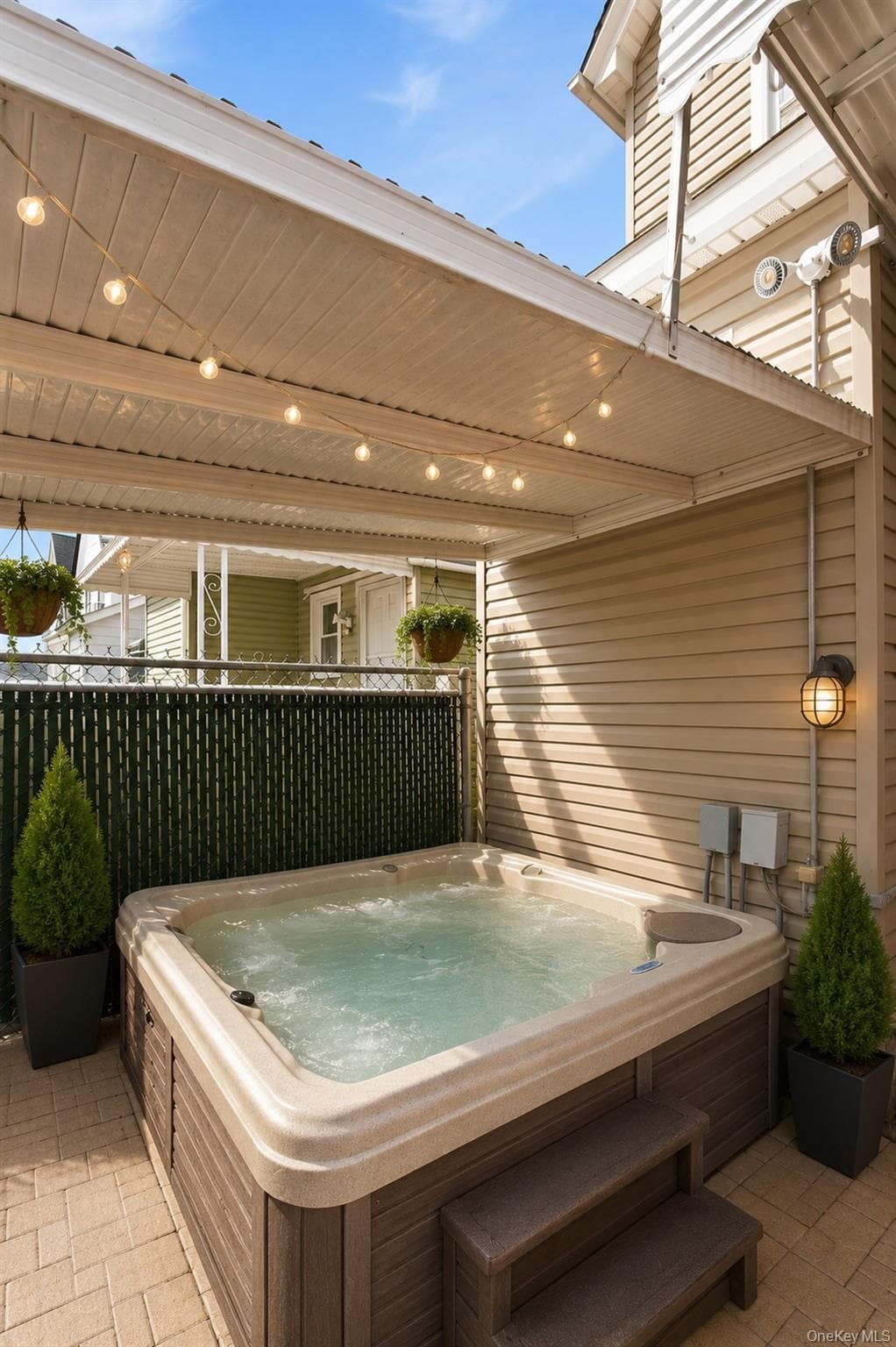 142 Beechwood Avenue thumbnail 16