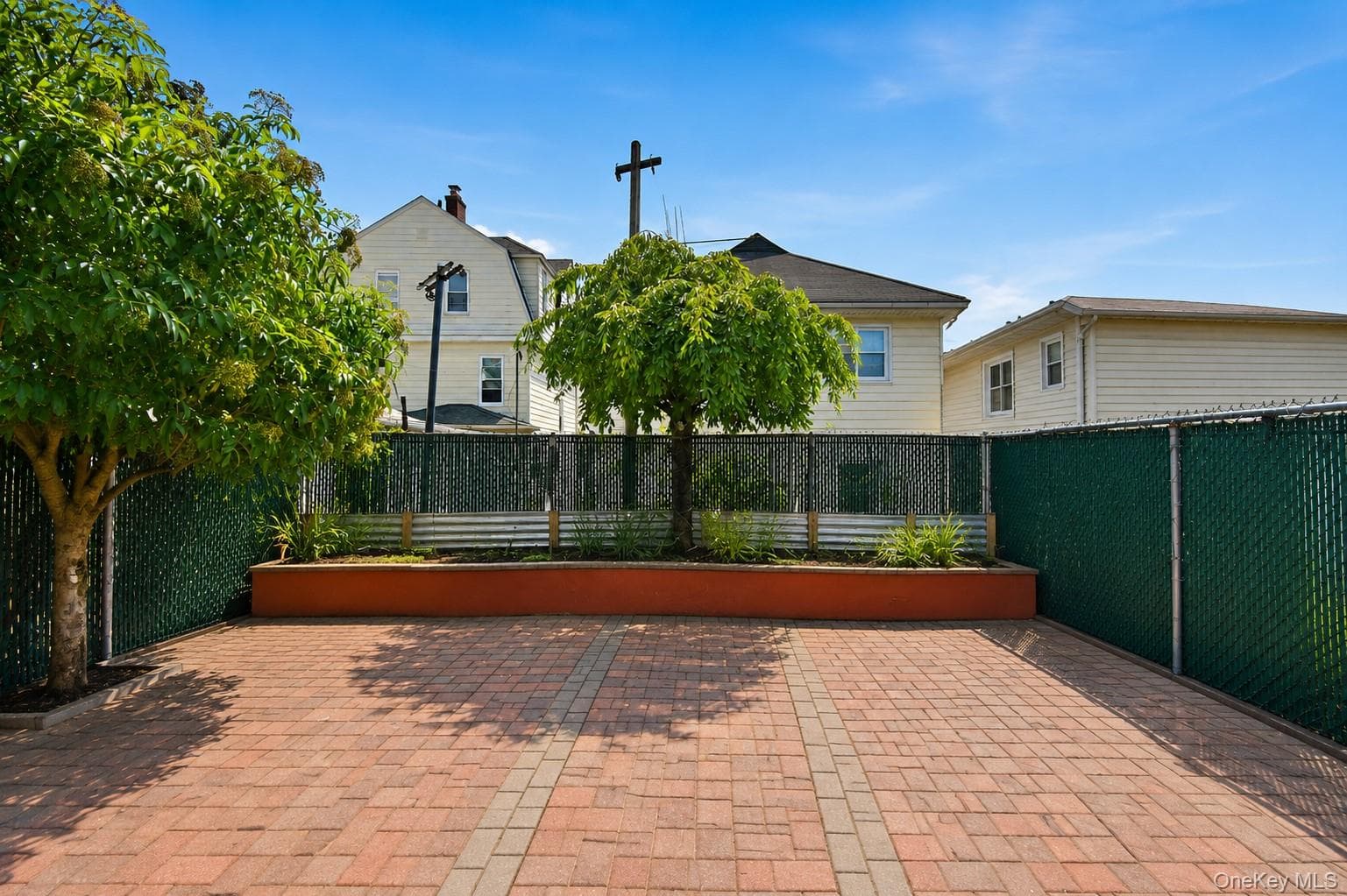 142 Beechwood Avenue thumbnail 15