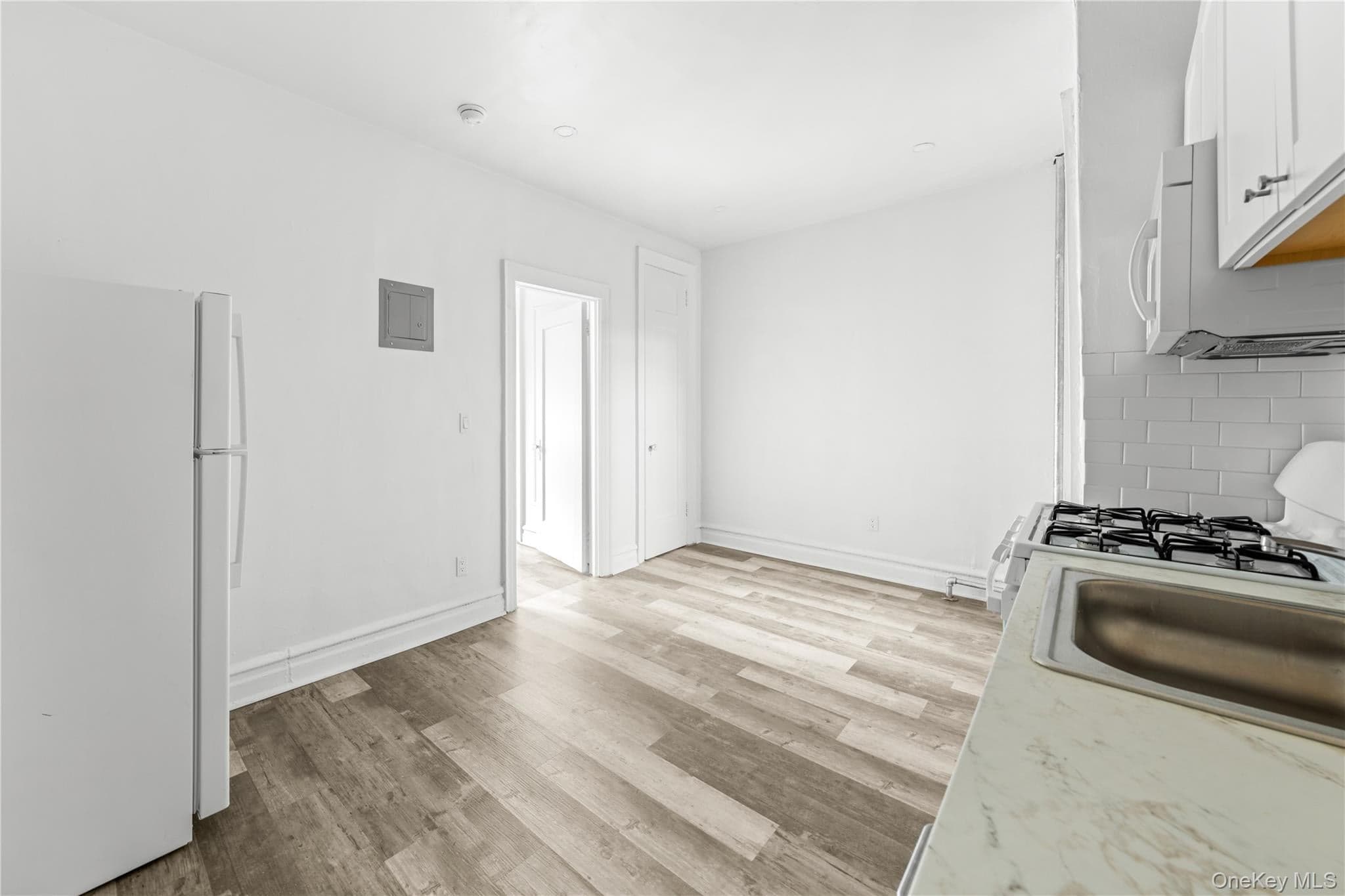 36-25 30th Street thumbnail 17