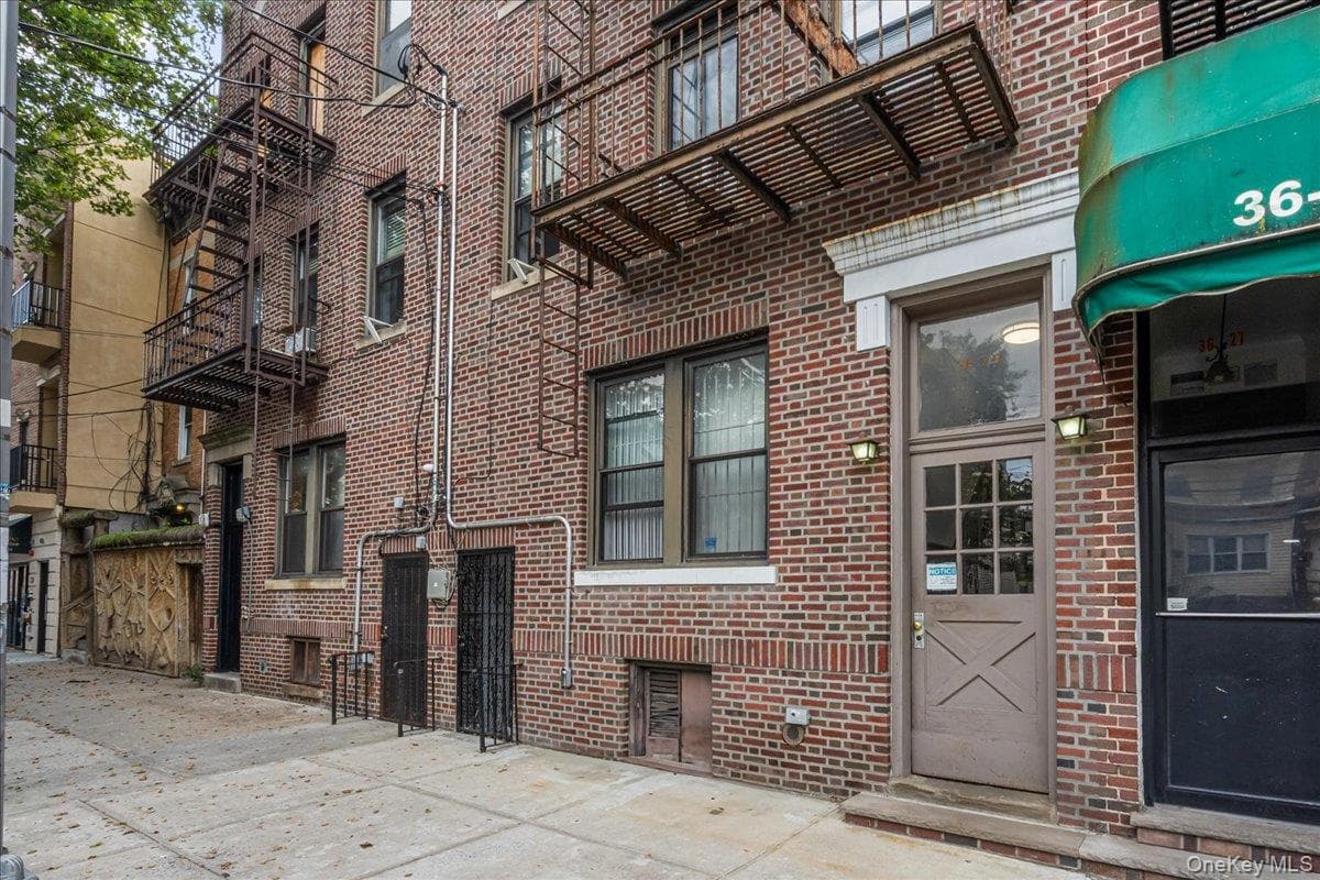 36-25 30th Street thumbnail 3