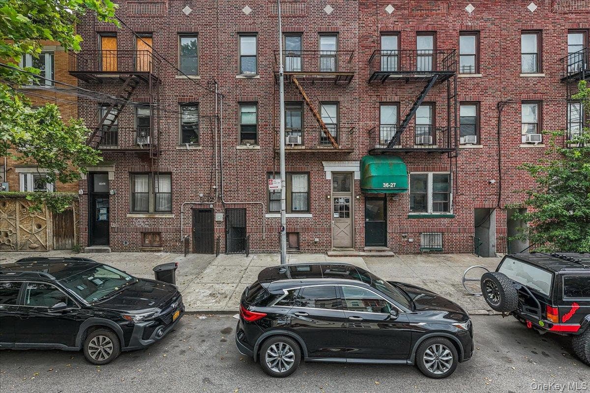 36-25 30th Street thumbnail 28
