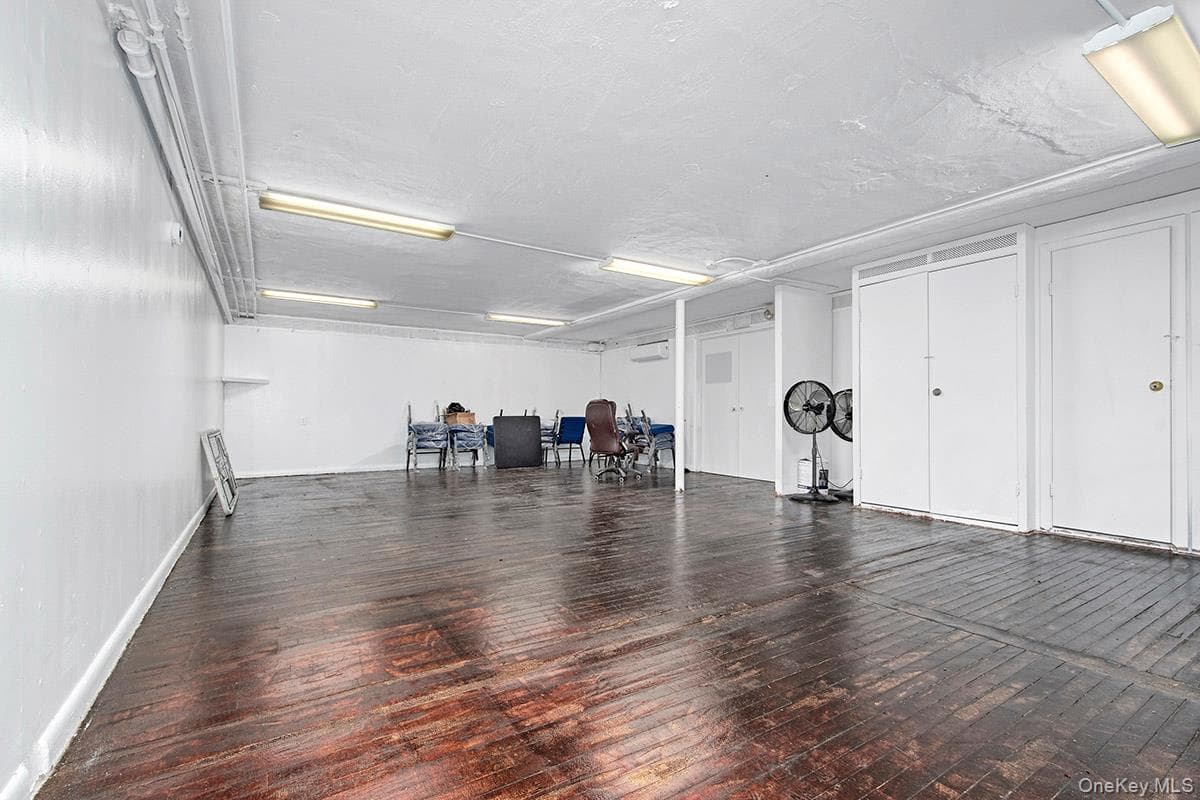 3243 Ampere Avenue thumbnail 24