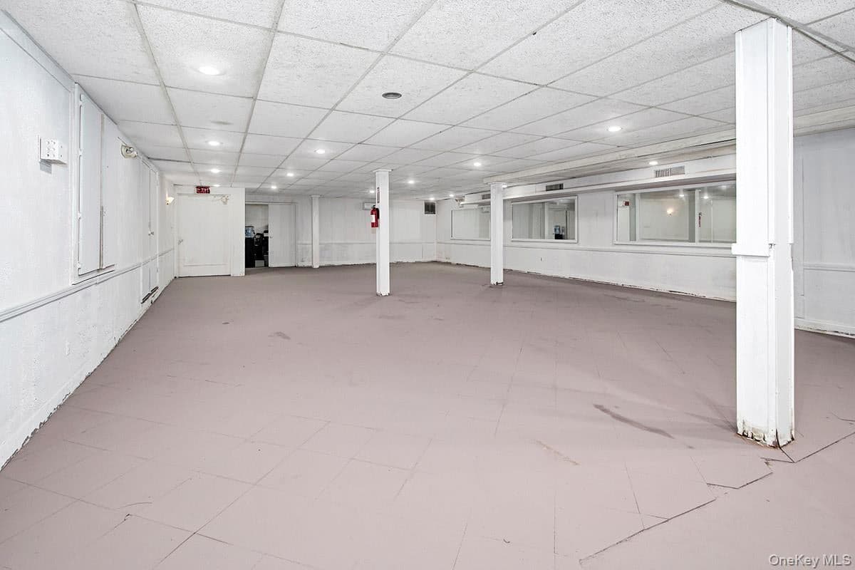3243 Ampere Avenue thumbnail 22