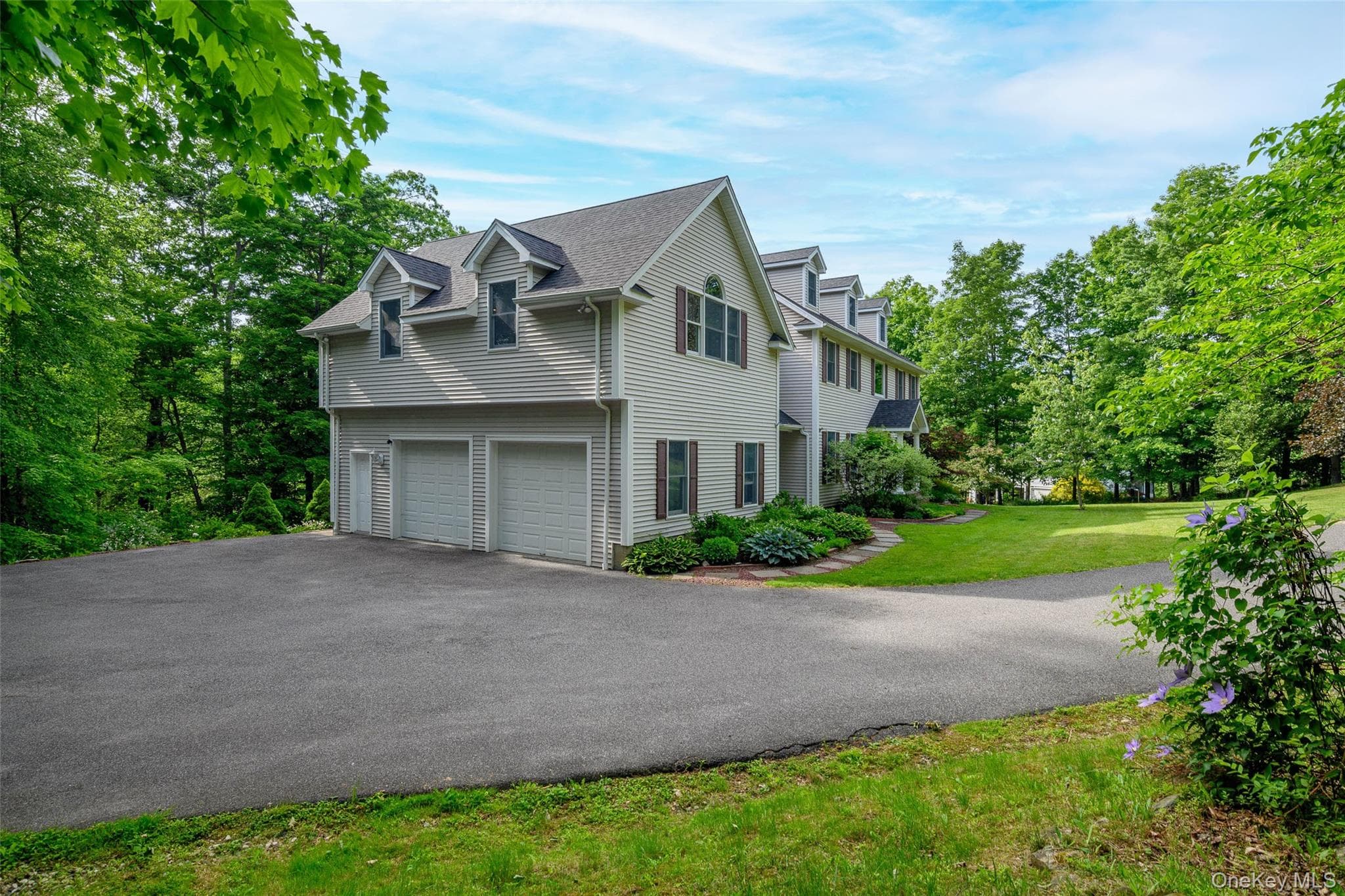 17 Weldon Woods Connecticut Road thumbnail 3