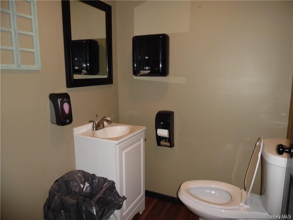 89 Sullivan Avenue thumbnail 23