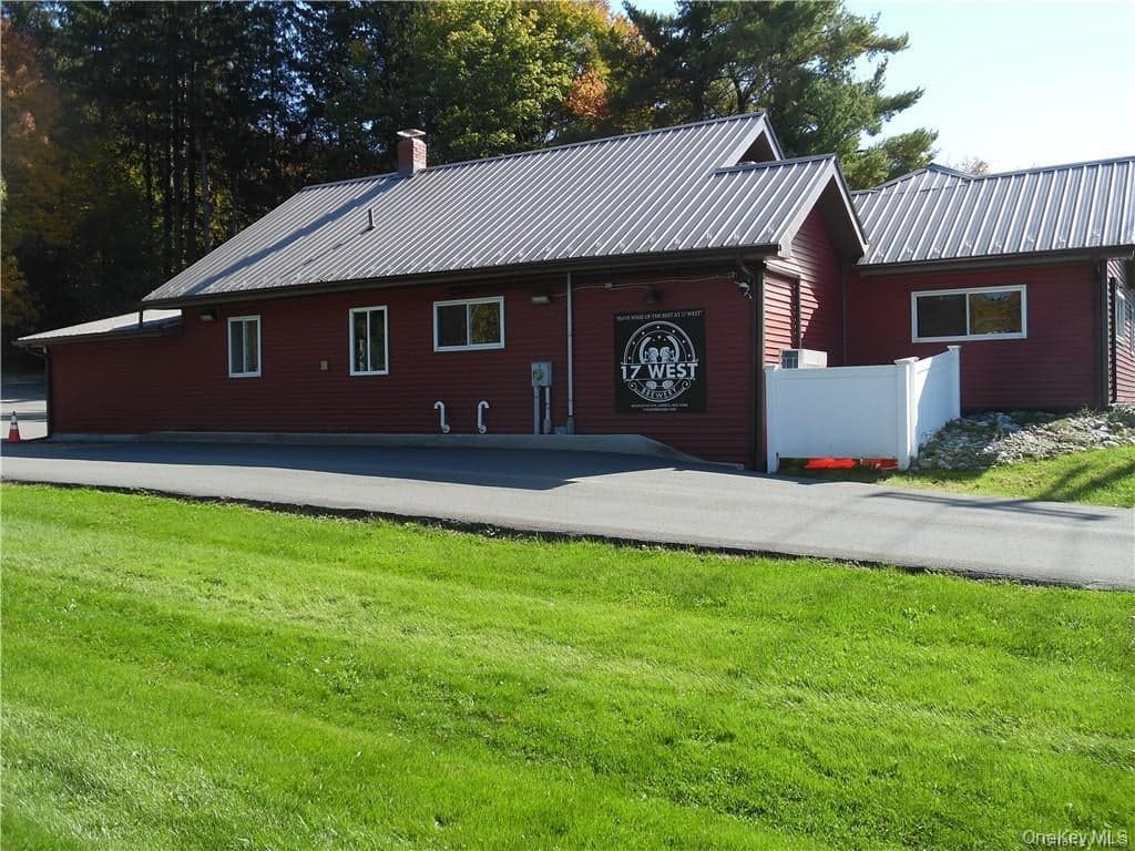 89 Sullivan Avenue thumbnail 21