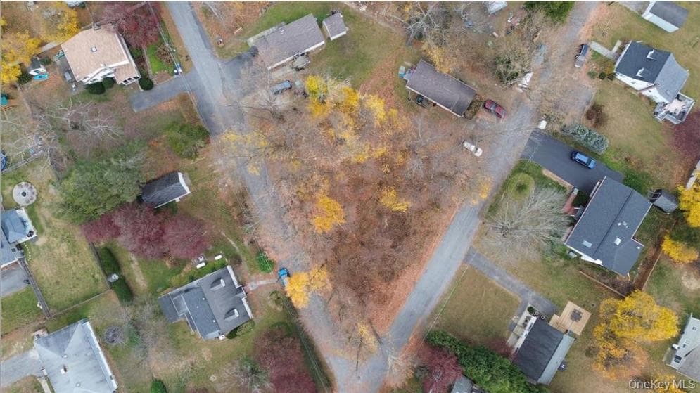 14 Hawthorne Road thumbnail 6