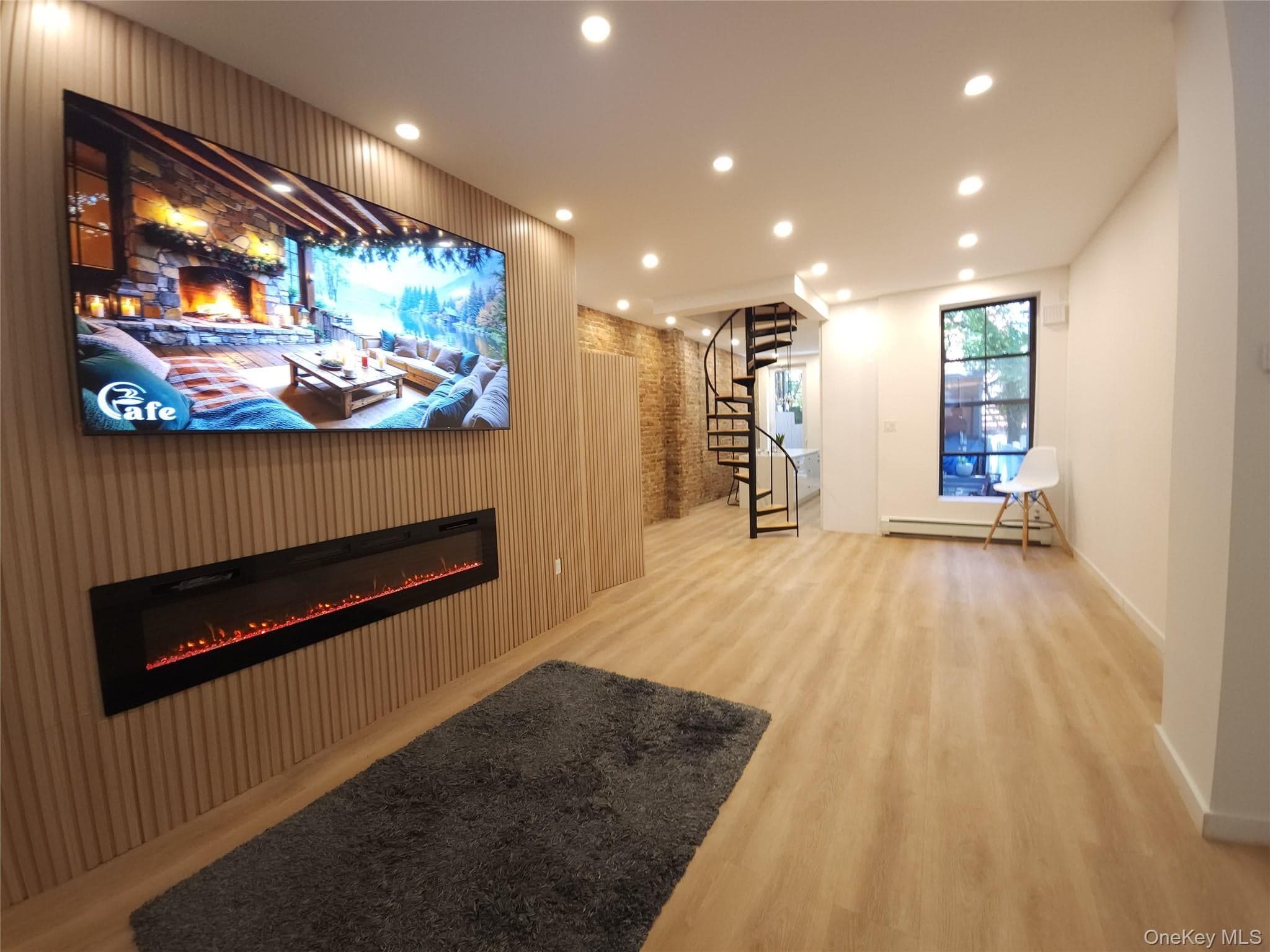 345 Quincy Street Unit: A thumbnail 8