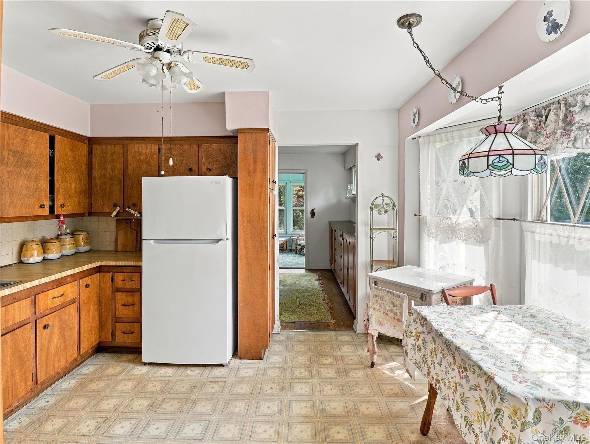 143 S Harrison Avenue thumbnail 19