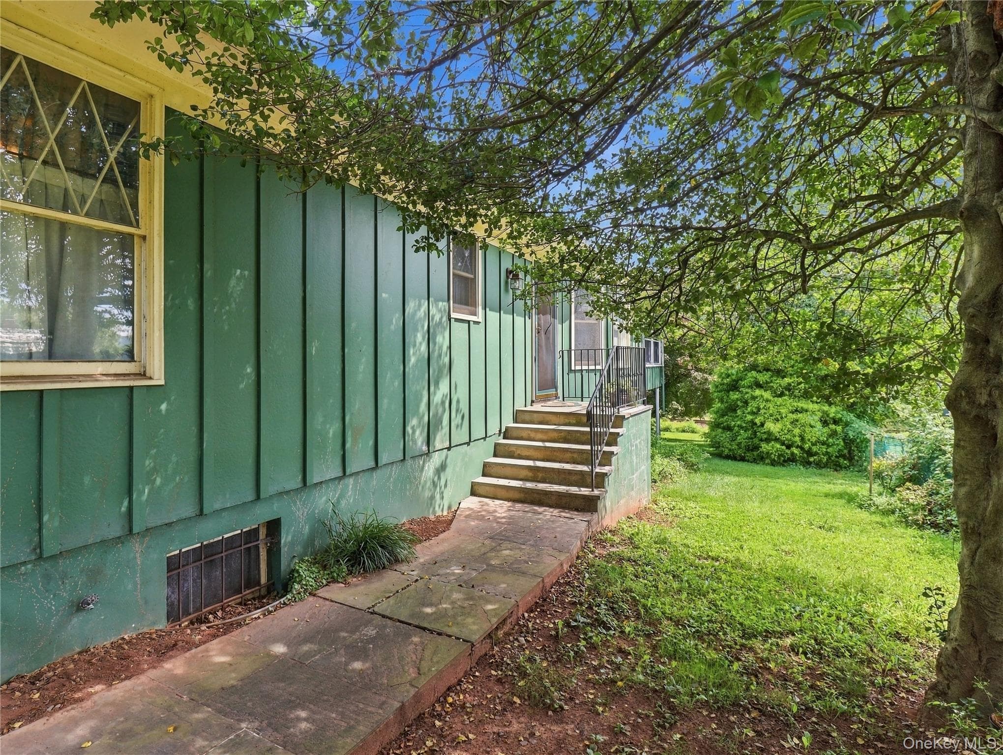 143 S Harrison Avenue thumbnail 32