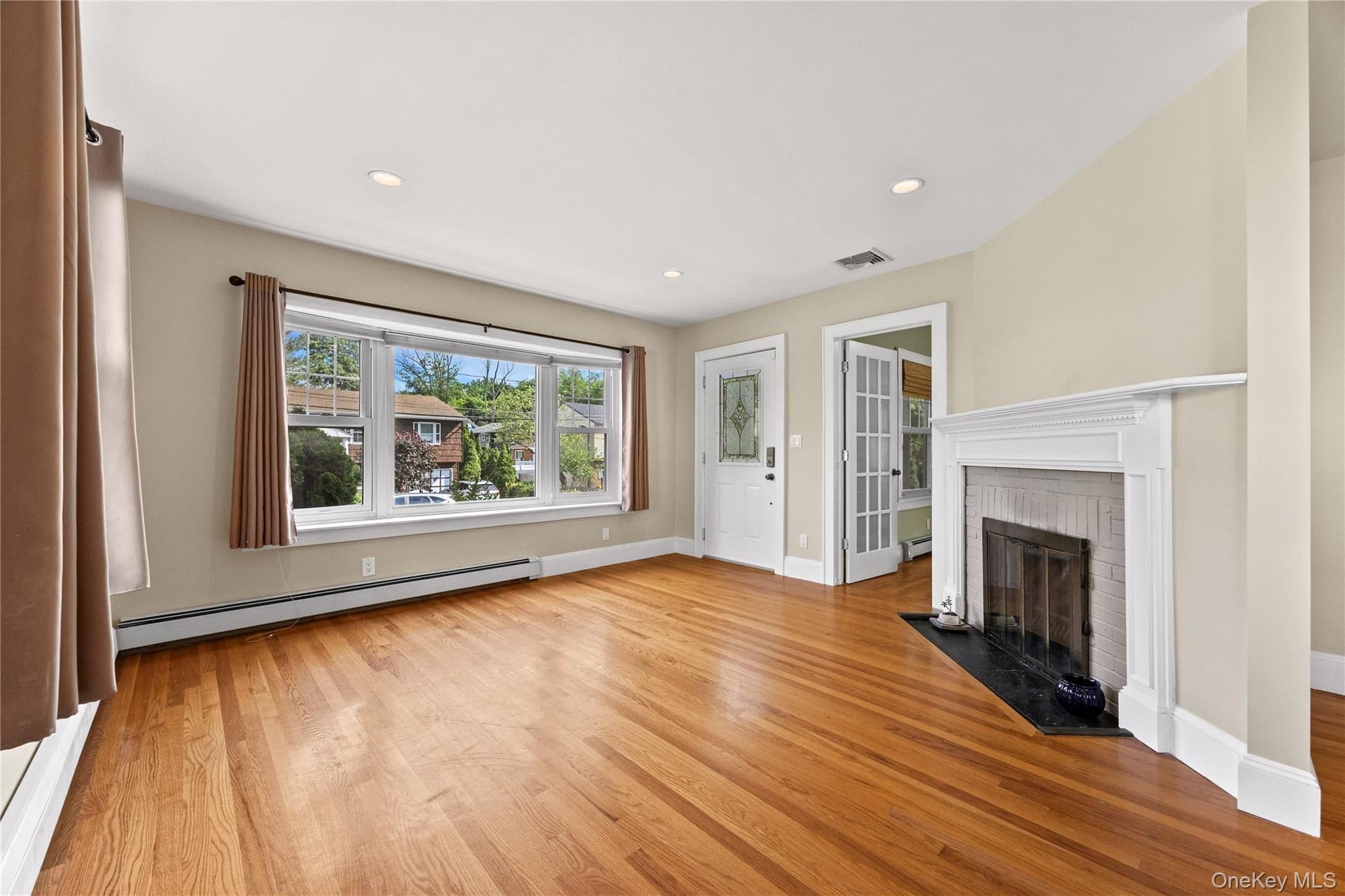 15 Pershing Avenue thumbnail 7