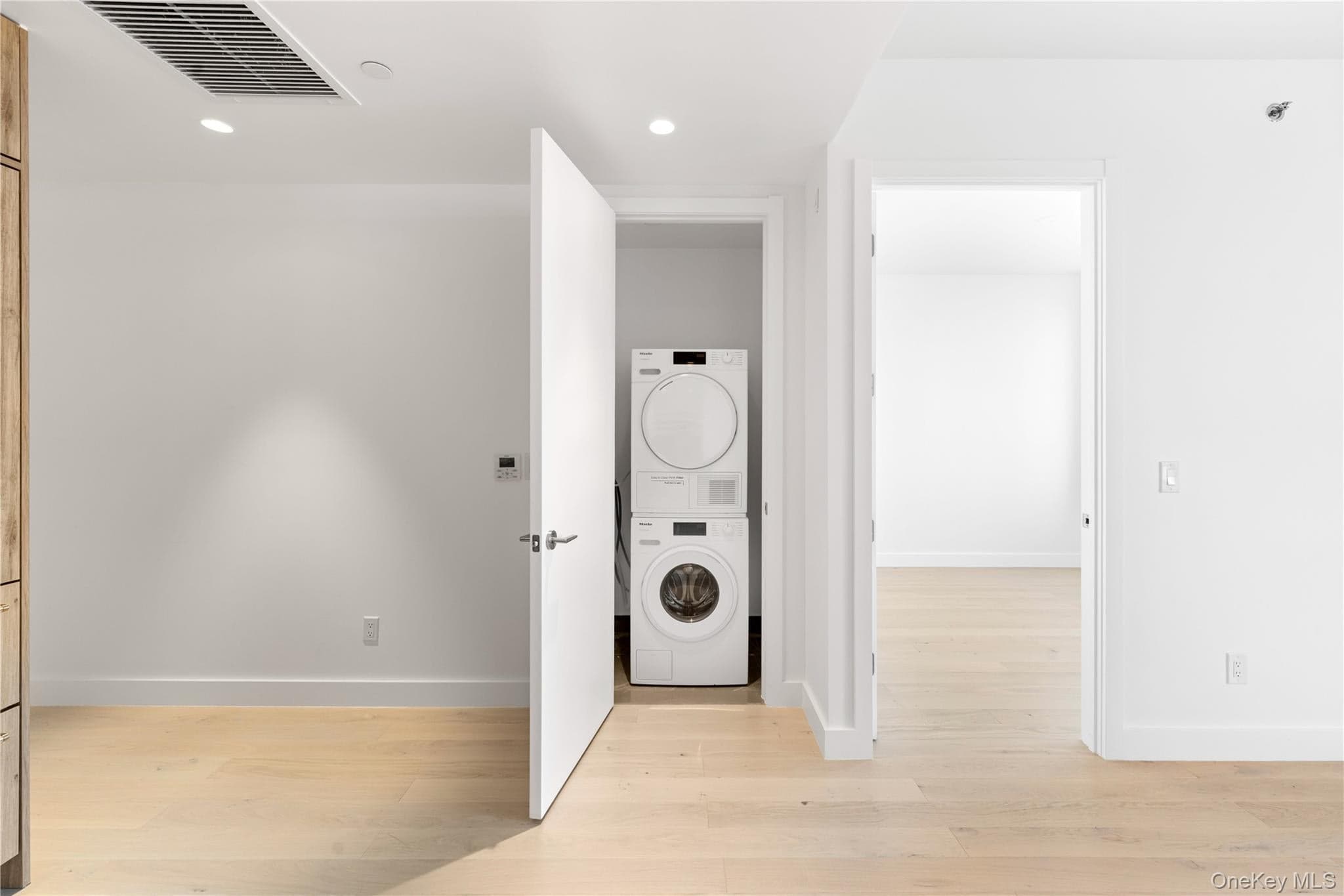 136-18 Maple Avenue Unit: 5G thumbnail 8
