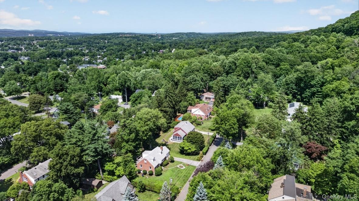 17 Pleasant View Avenue thumbnail 38