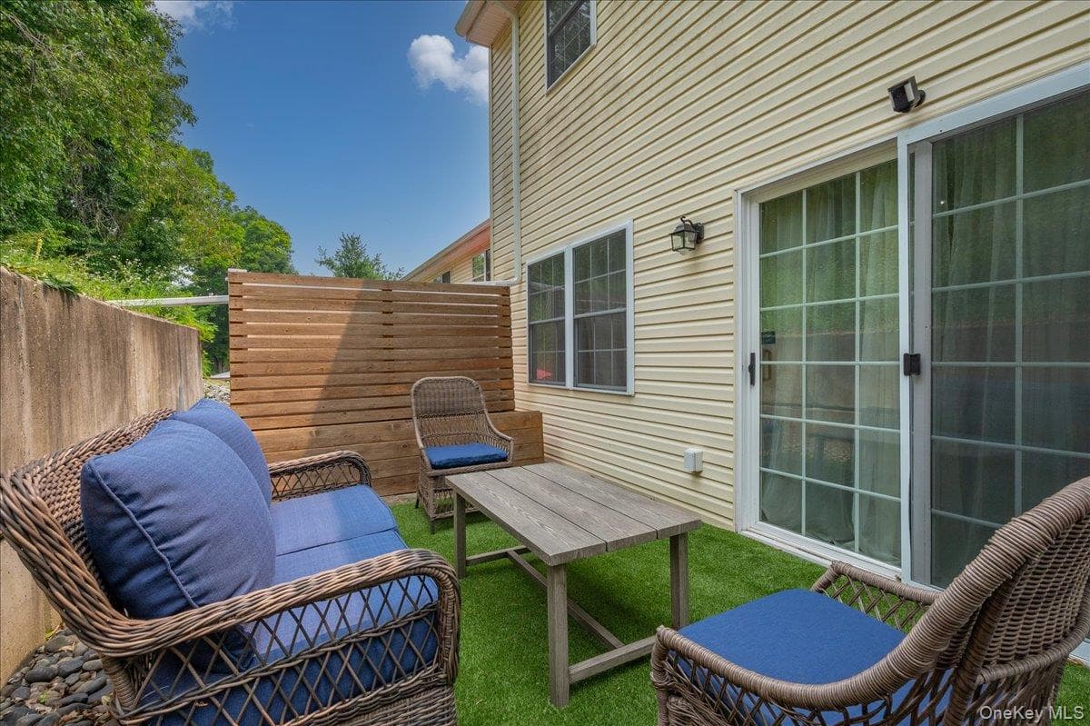 46 Pond Hill Lane thumbnail 4