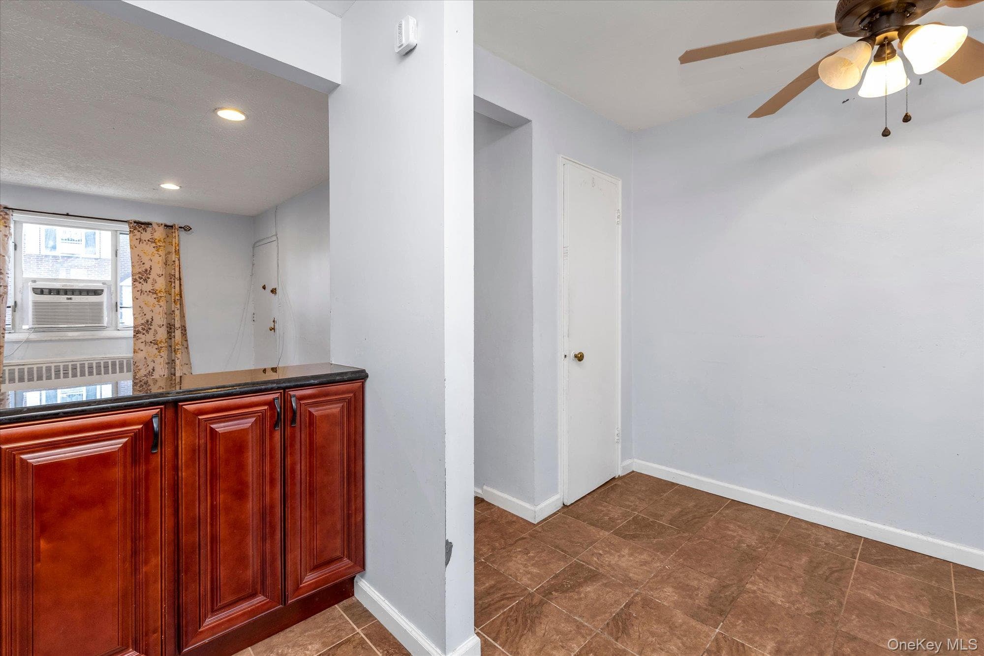 229-04 Hillside Avenue Unit: 1st Floor thumbnail 7