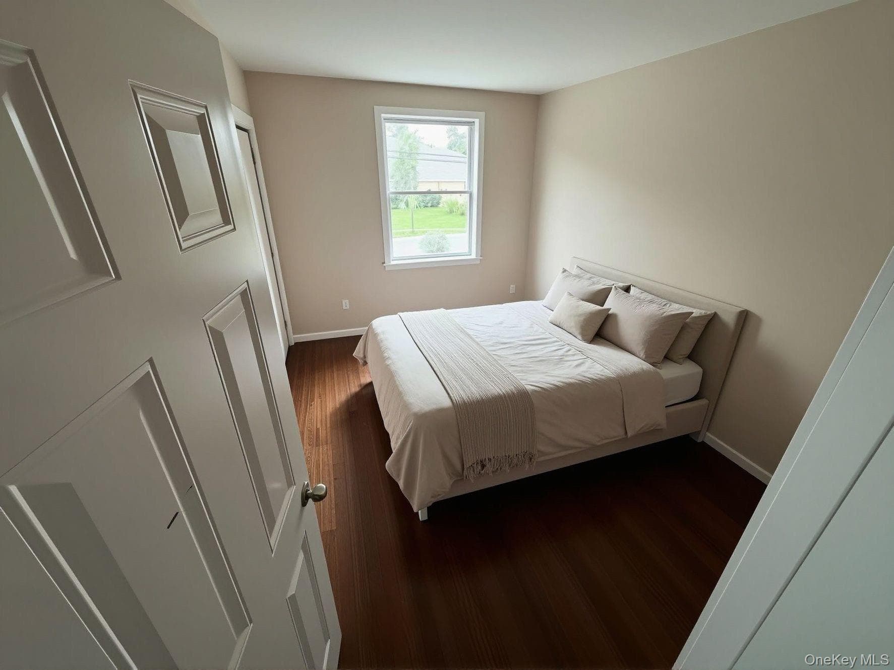 116 Carleton Avenue thumbnail 9