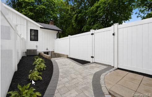 85 Kenneth Avenue thumbnail 40