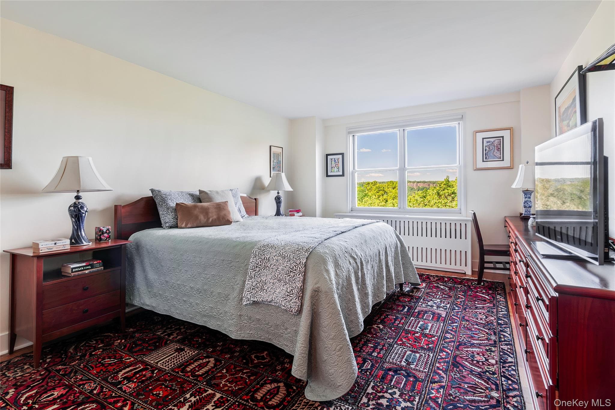 3935 Blackstone Avenue Unit: 8B thumbnail 6
