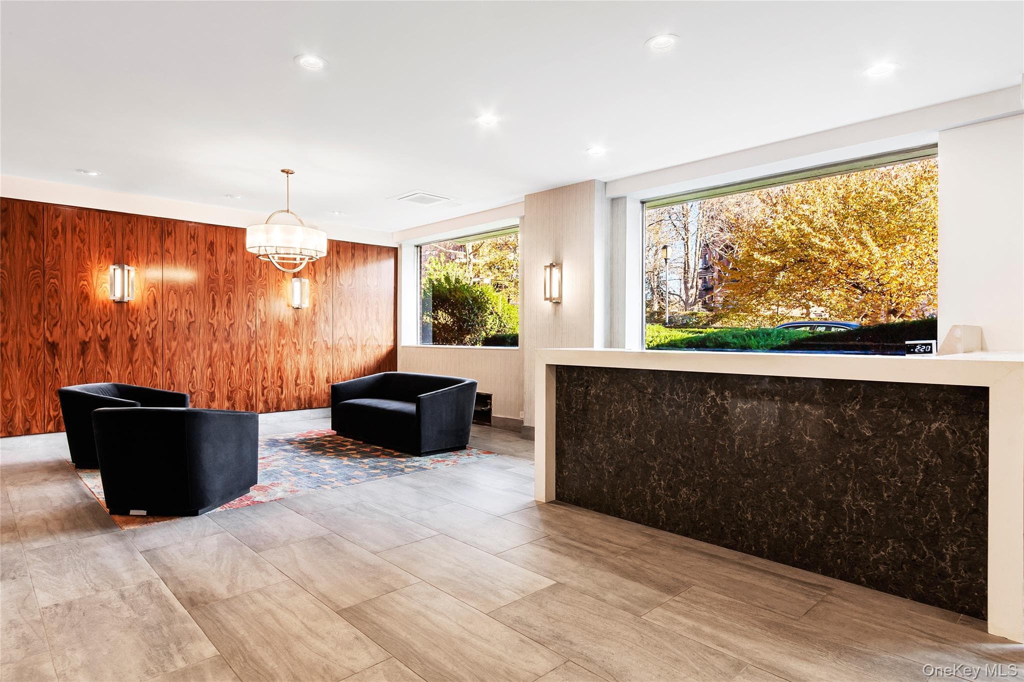 3935 Blackstone Avenue Unit: 8B thumbnail 13