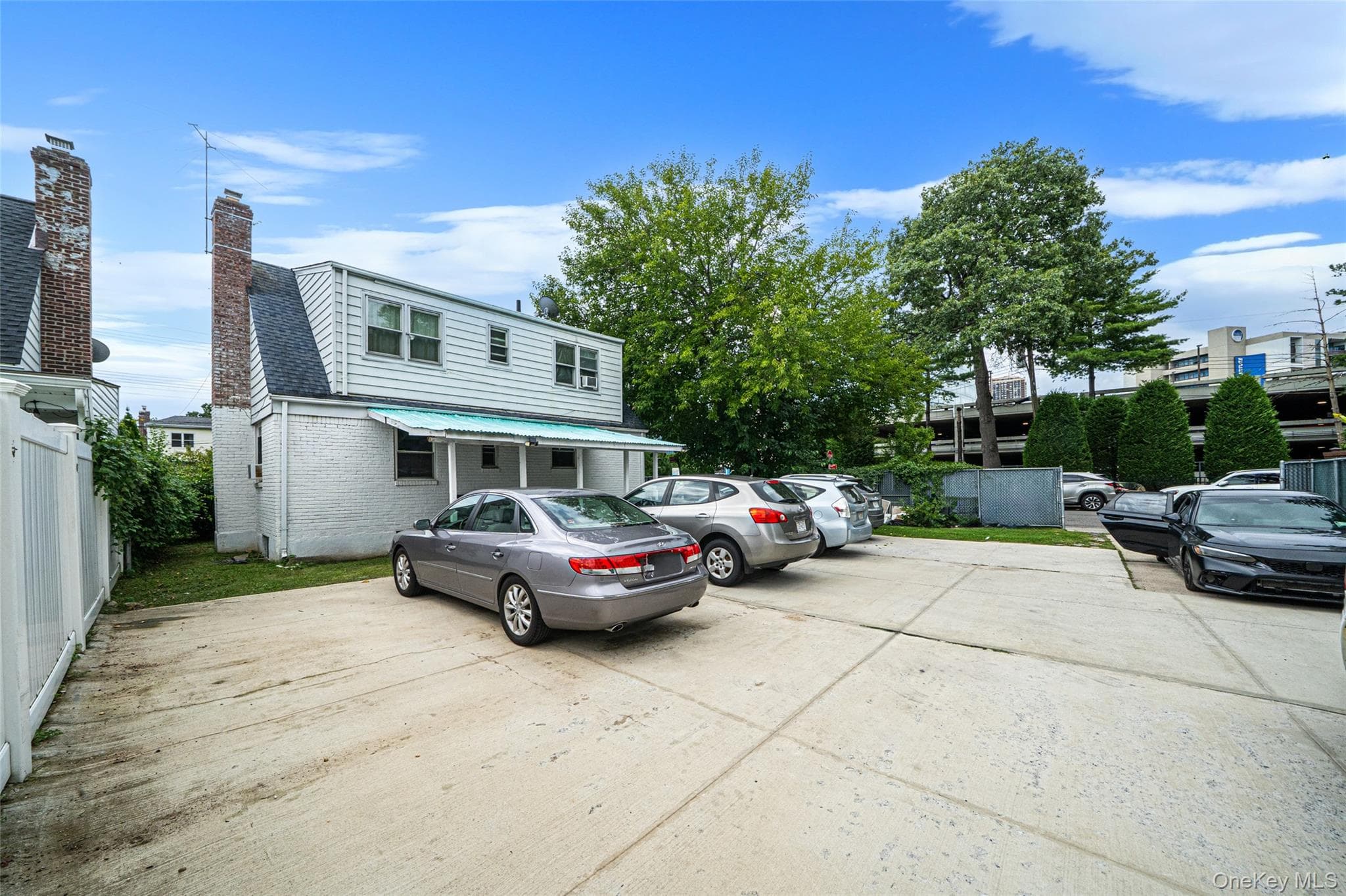 7603 271st Street thumbnail 2