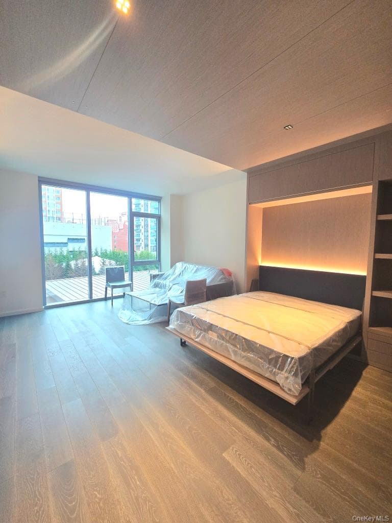 13336 37th Avenue Unit: 5N thumbnail 3