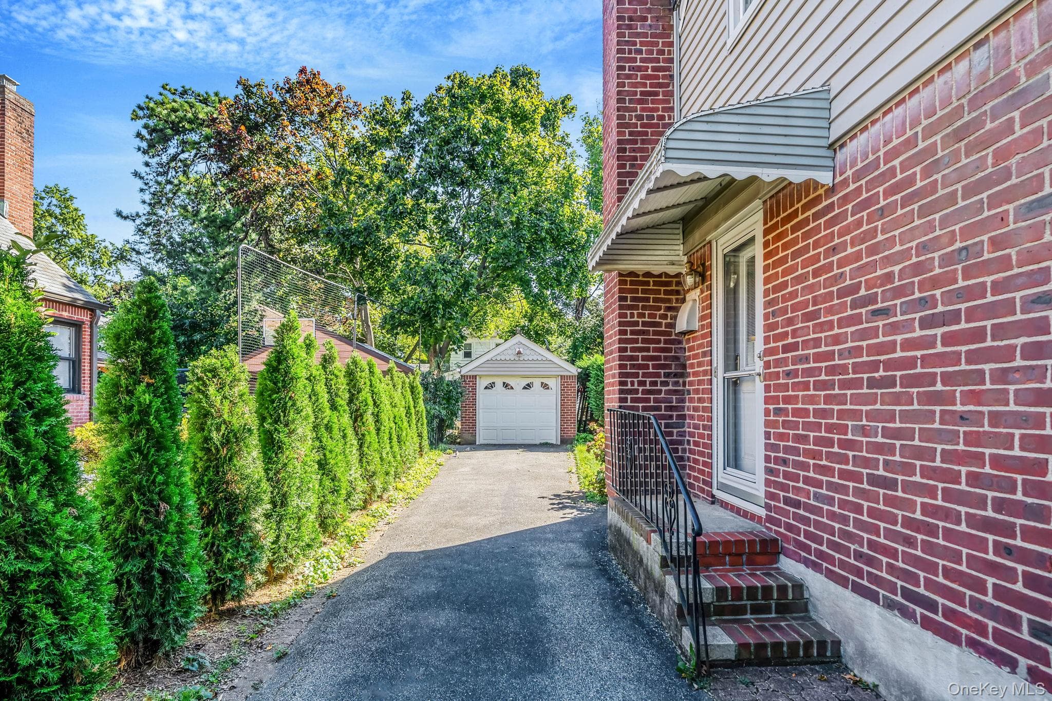127 Locust Street thumbnail 3