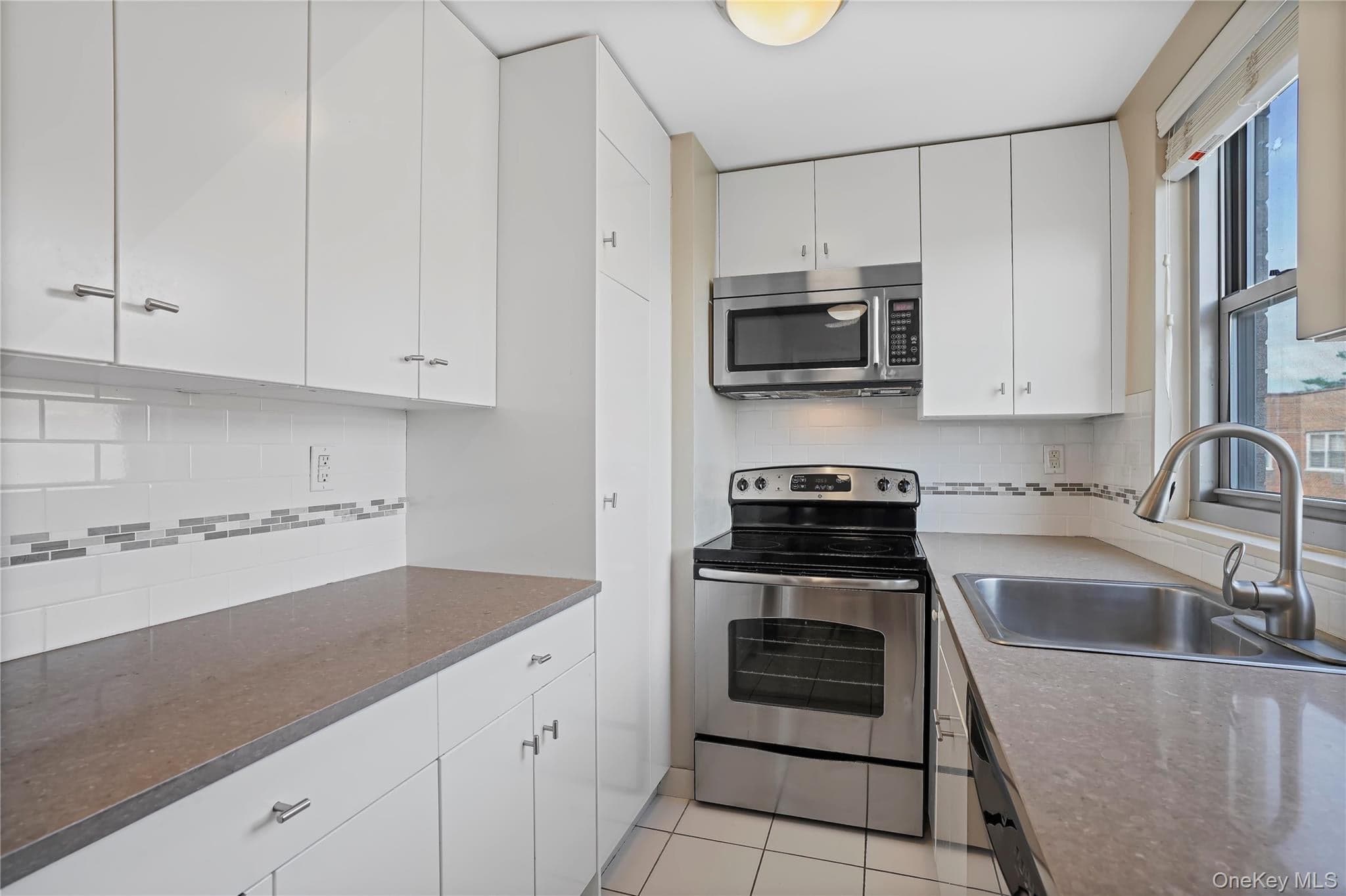 56 Doyer Avenue Unit: 6F thumbnail 9