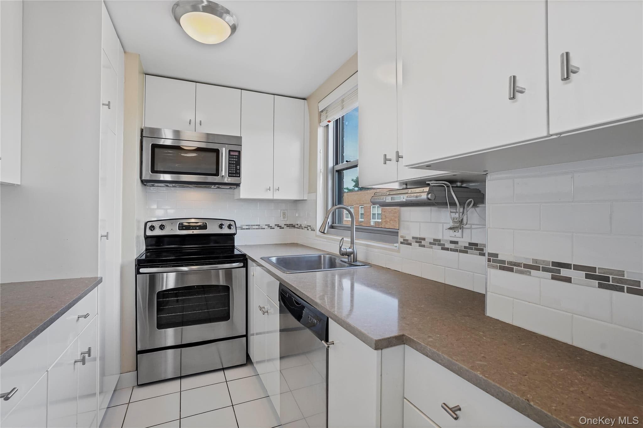 56 Doyer Avenue Unit: 6F thumbnail 8