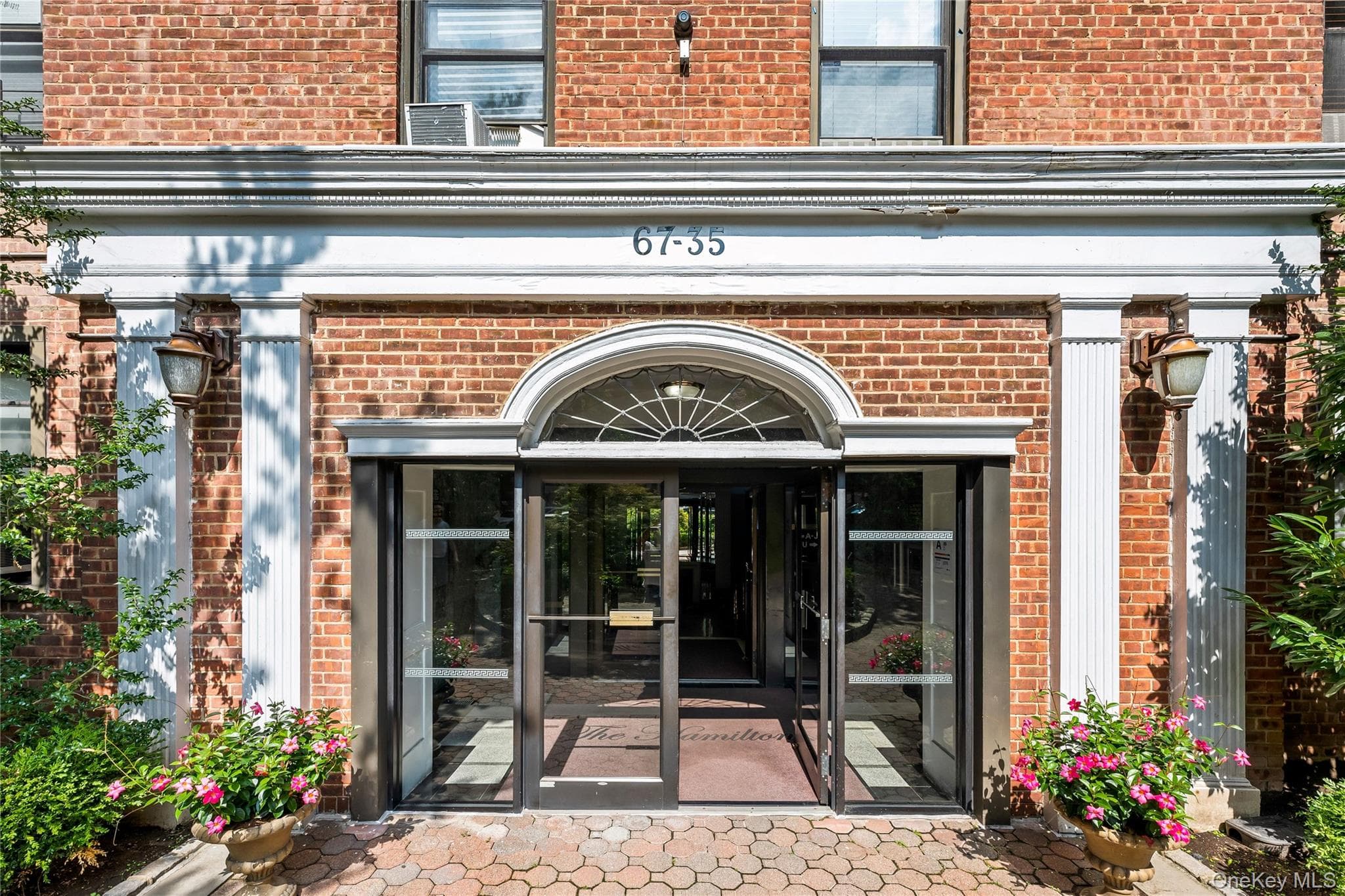 67-35 Yellowstone Boulevard Unit: 6A, Forest Hills