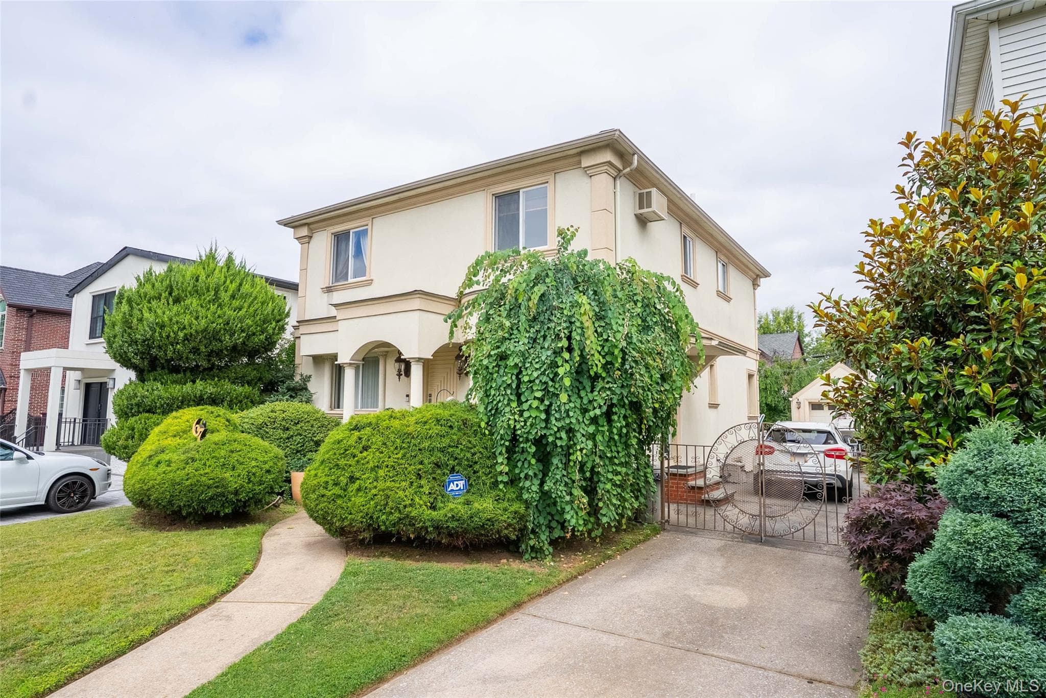 145-67 5th Avenue, Whitestone